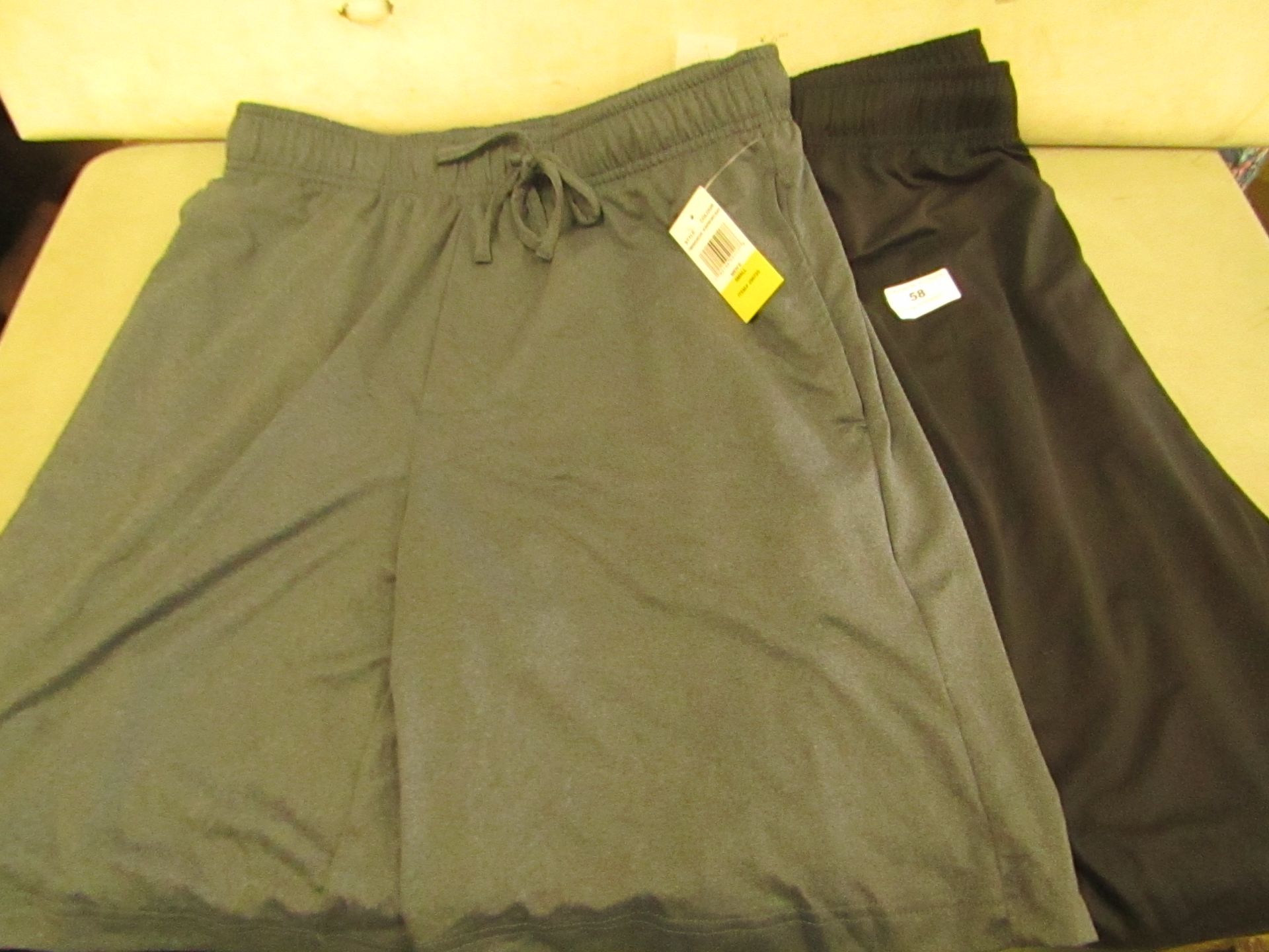 2 X Pairs of 32 Degrees Shorts Sizes S, L, New With Tags