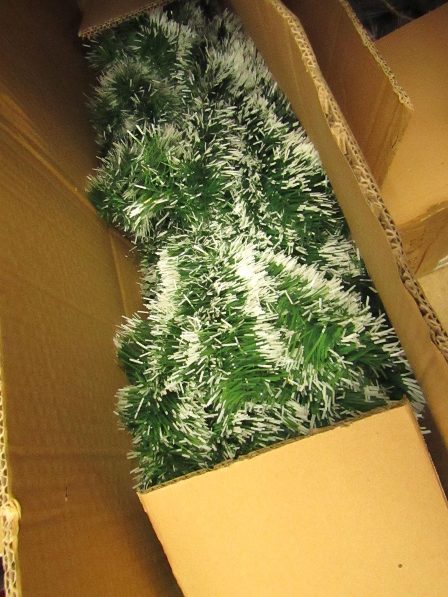 | 1x | HOMCOM ARTIFICIAL CHRISTMAS TREE 1.5 M GREEN | UNCHECKED & BOXED | SKU 830-123 | RRP £ 40.