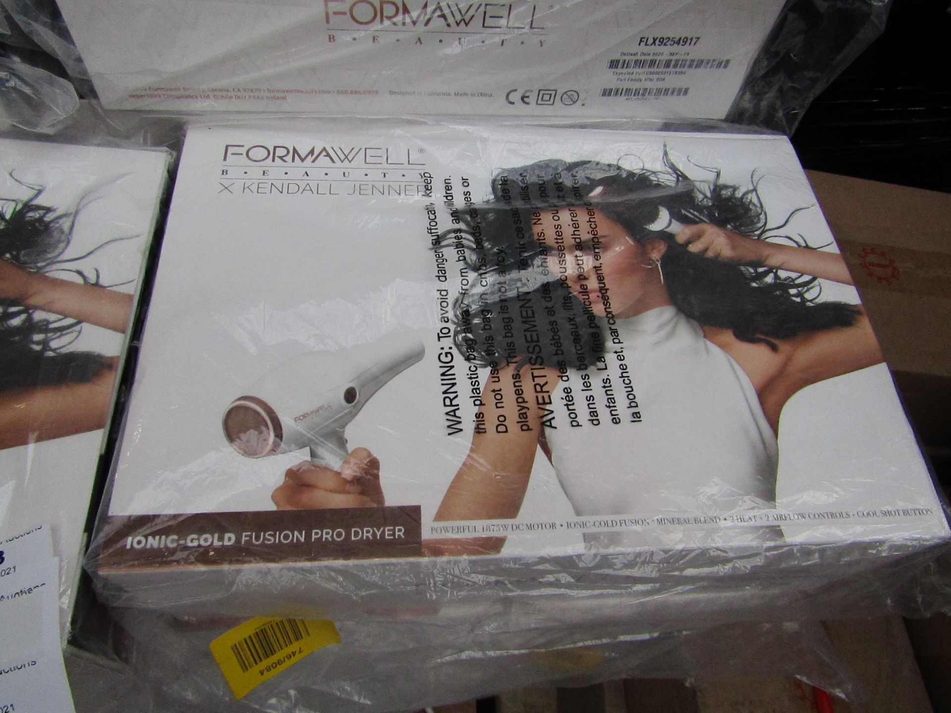 | 1X | KENDALL JENNER FORMAWELL BEAUTY PRO IONIC HAIR DRYER | REFURBISHED AND BOXED | NO ONLINE RE-