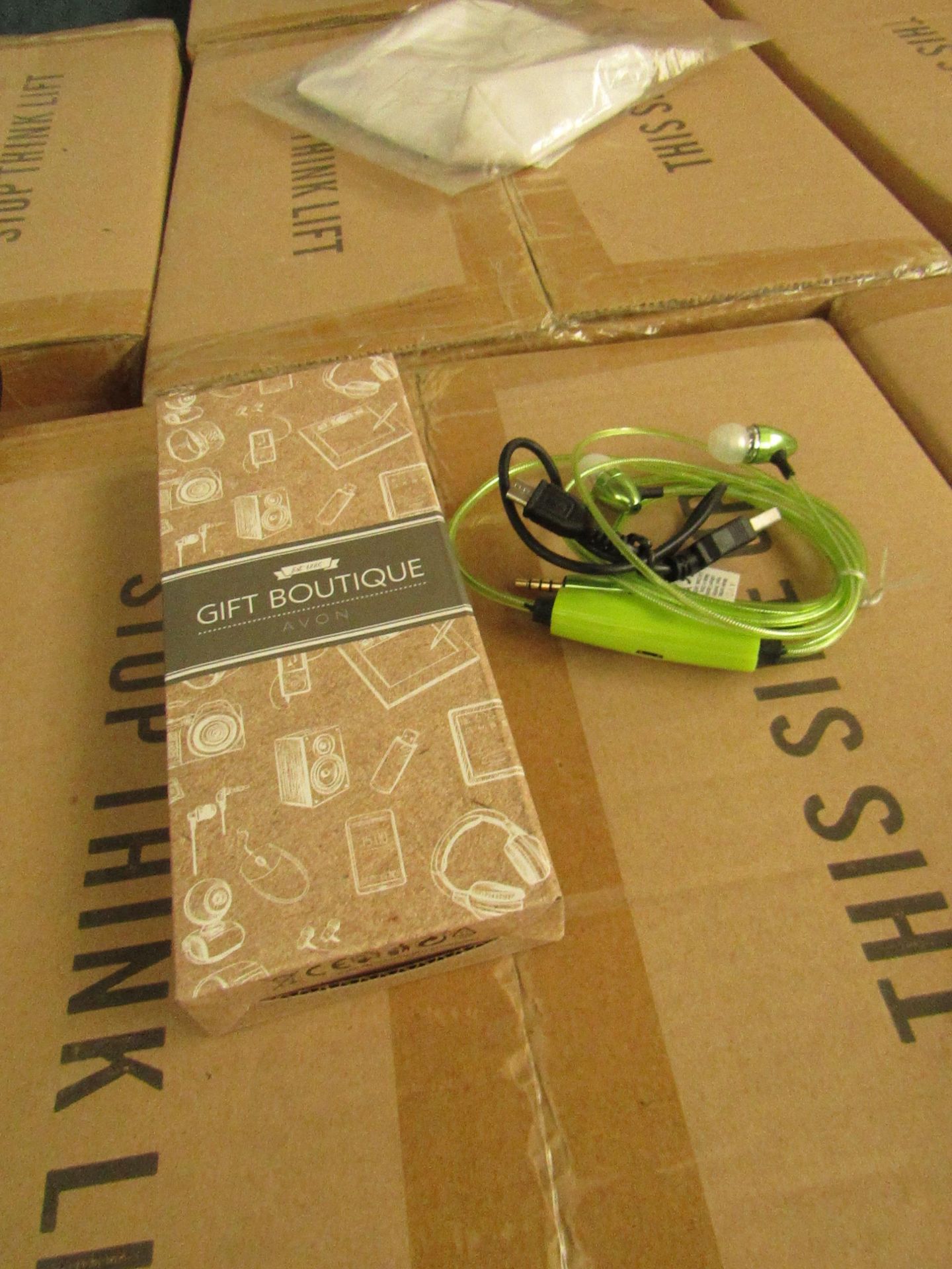 4x Gift Boutique, Light up Earphones -Unused & Boxed