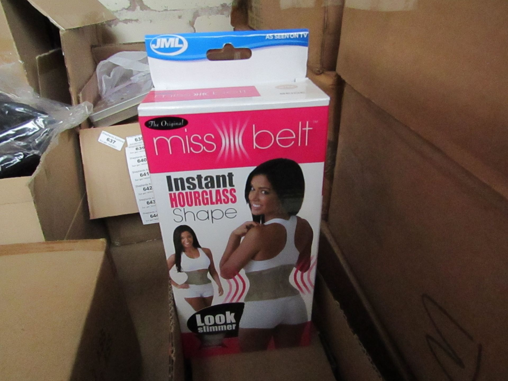 1x JML Miss Belt Hour Glass Shape size S in Beige - New & Packaged.