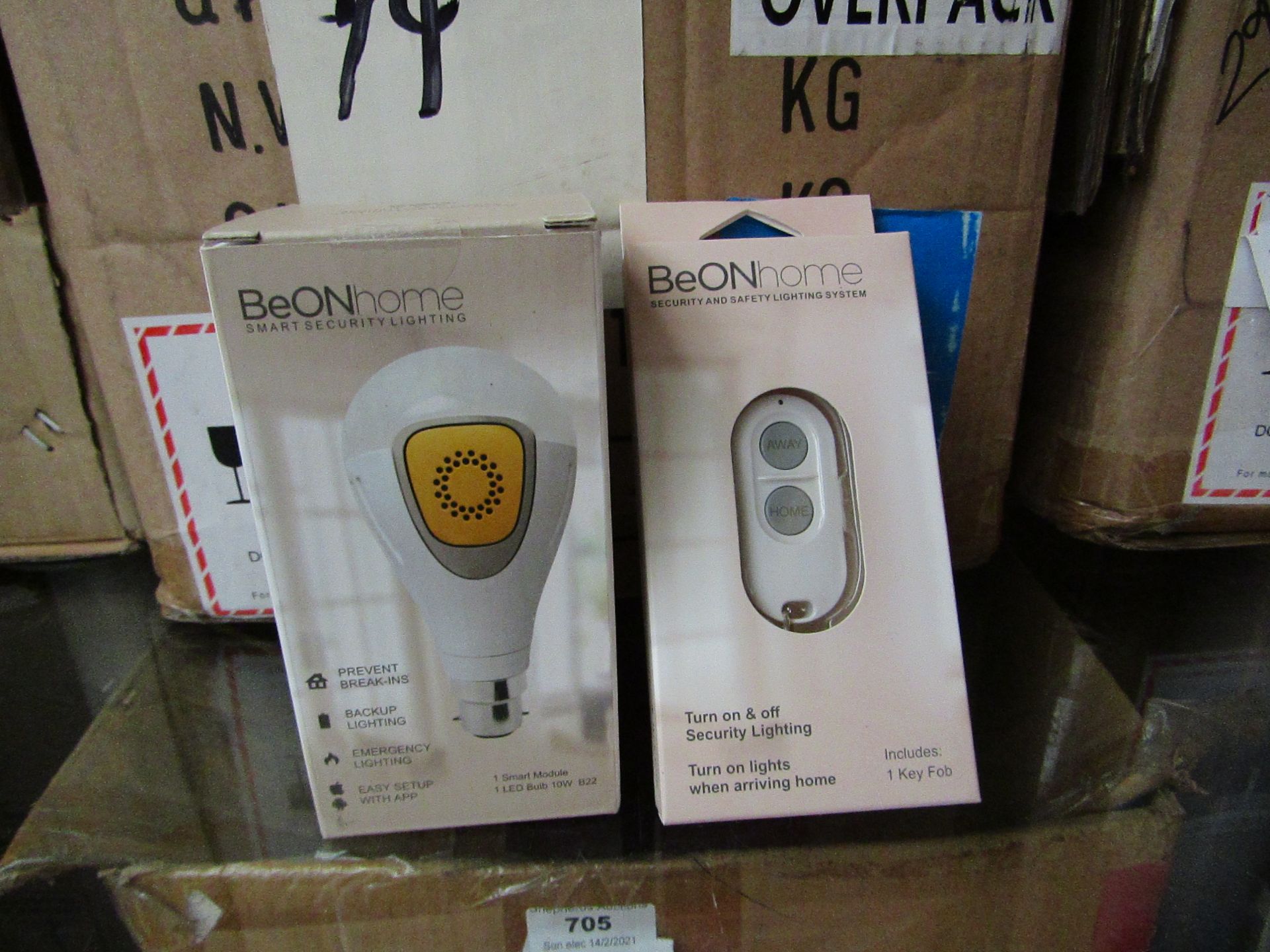 BeONhome smart security lighting system, 1x smart module LED 10W bulb, 1x key fob (control bulb)
