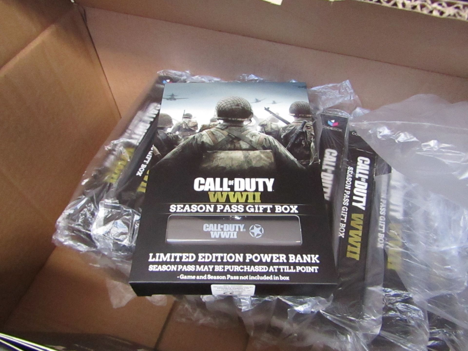 5x Call of duty ww2 season pass gift box, New & Boxed, only contains power bank