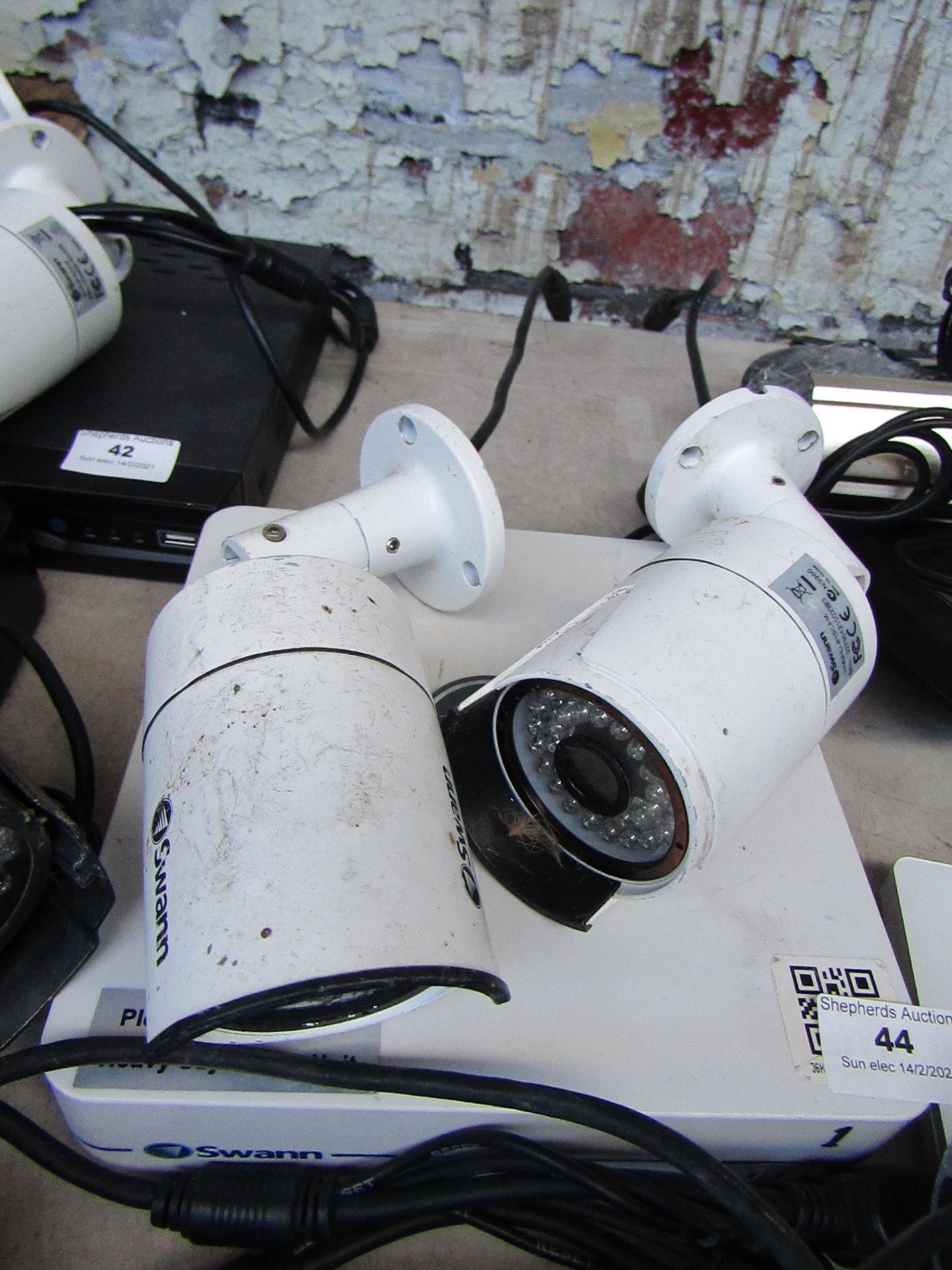Swann NVR & 2x Swann cameras, All unchecked. Please note, this lot may be missing power cables,