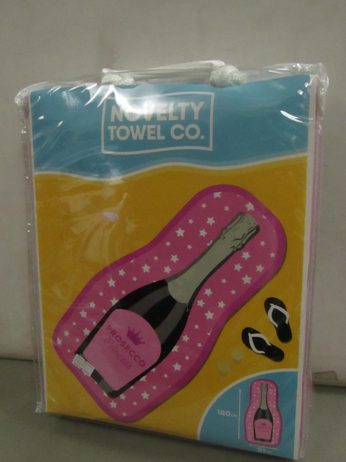 Novelty Towel Co. Prosecco Princes Towel 91cm by 180cm new and packaged