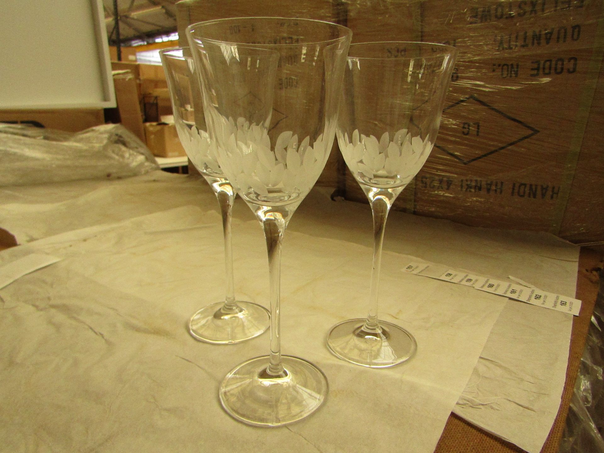 6 x Cristal De Toscane Etched Wine Glasses new