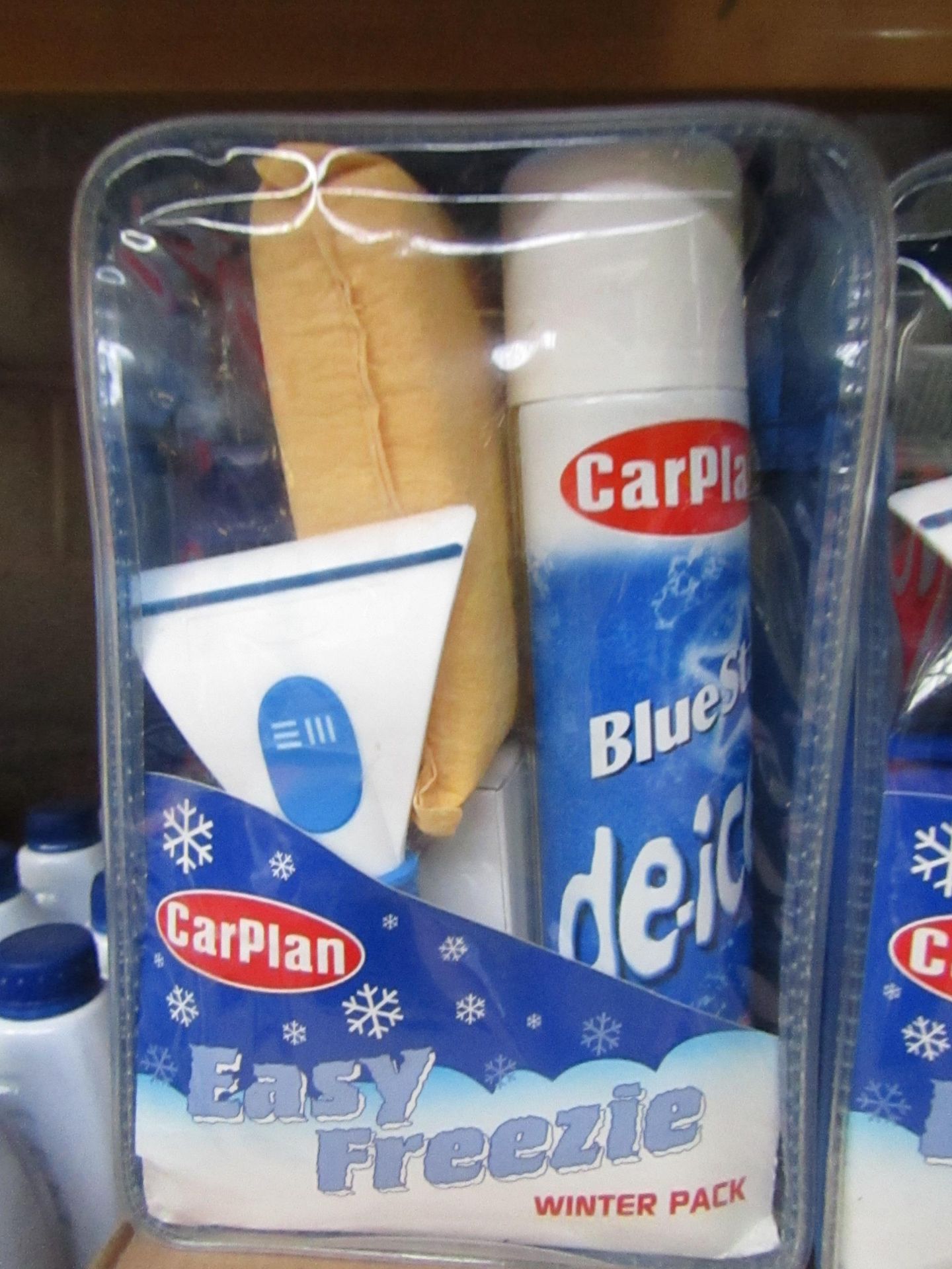 CarPlan - Easy Freezie Gift Pack - New & Unused. (Ideal Gift For Winter!)