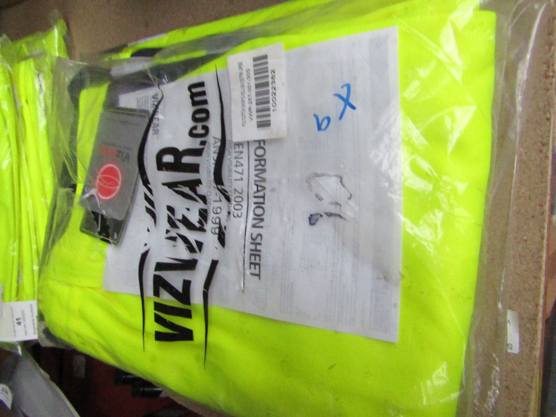 1x Vizwear - Hi-Vis Yellow Polycotton Cargo Shorts - Size 3XL - Unused & Packaged.