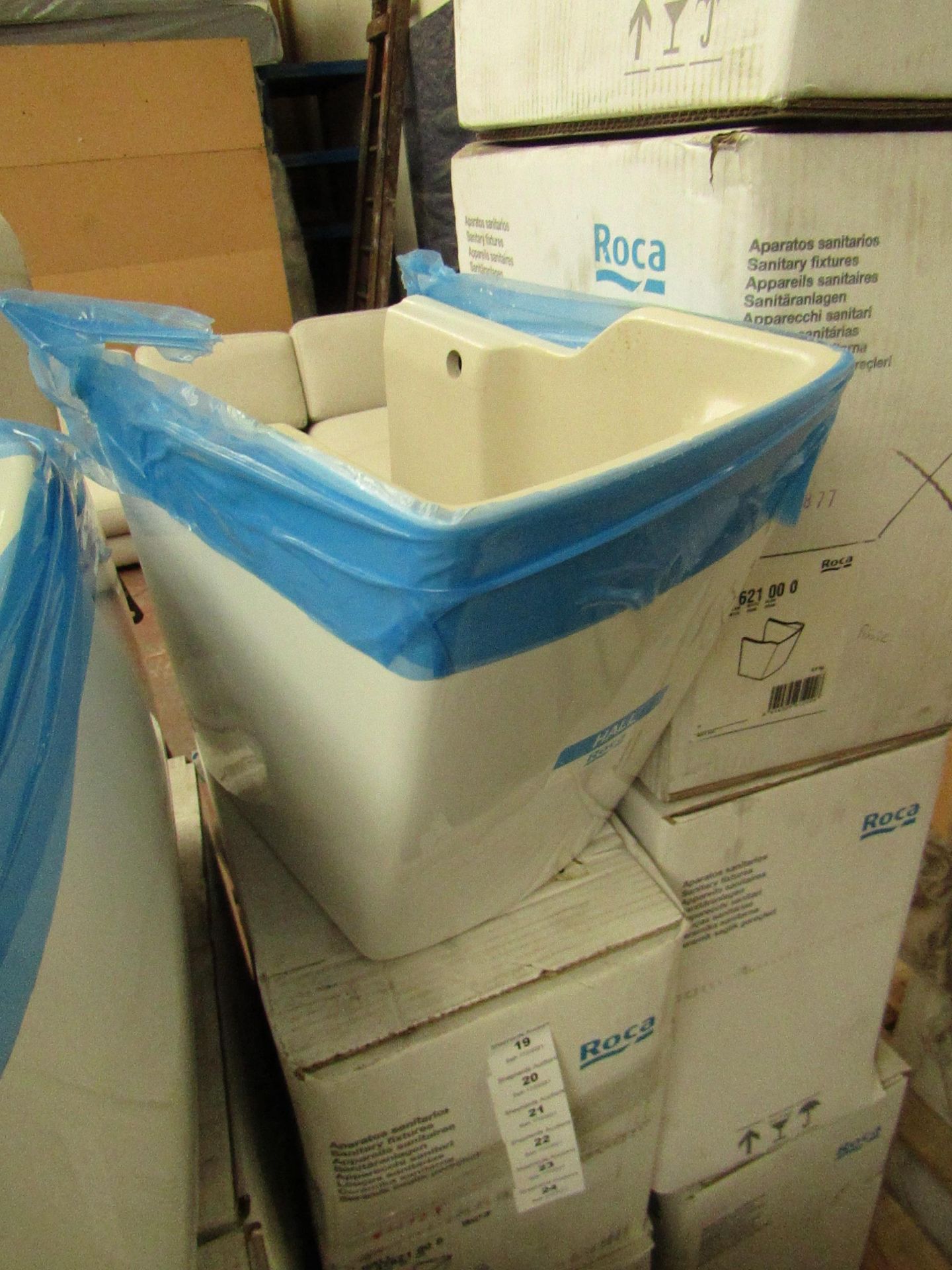 Roca Hall semi pedestal, new and boxed.