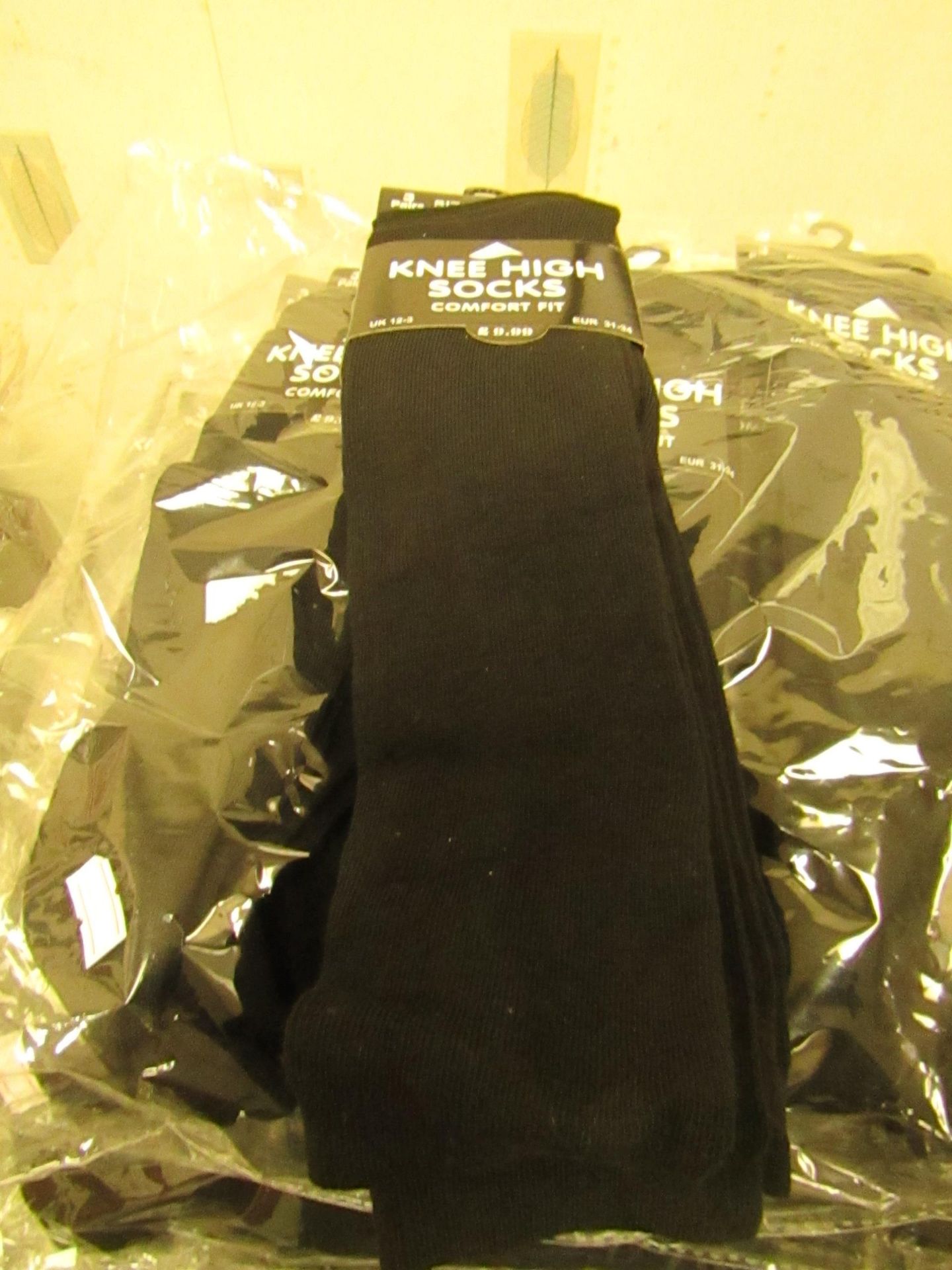 12 X Pairs of Girls Black Knee High Socks with Lycra Size 12-3 New & Packaged