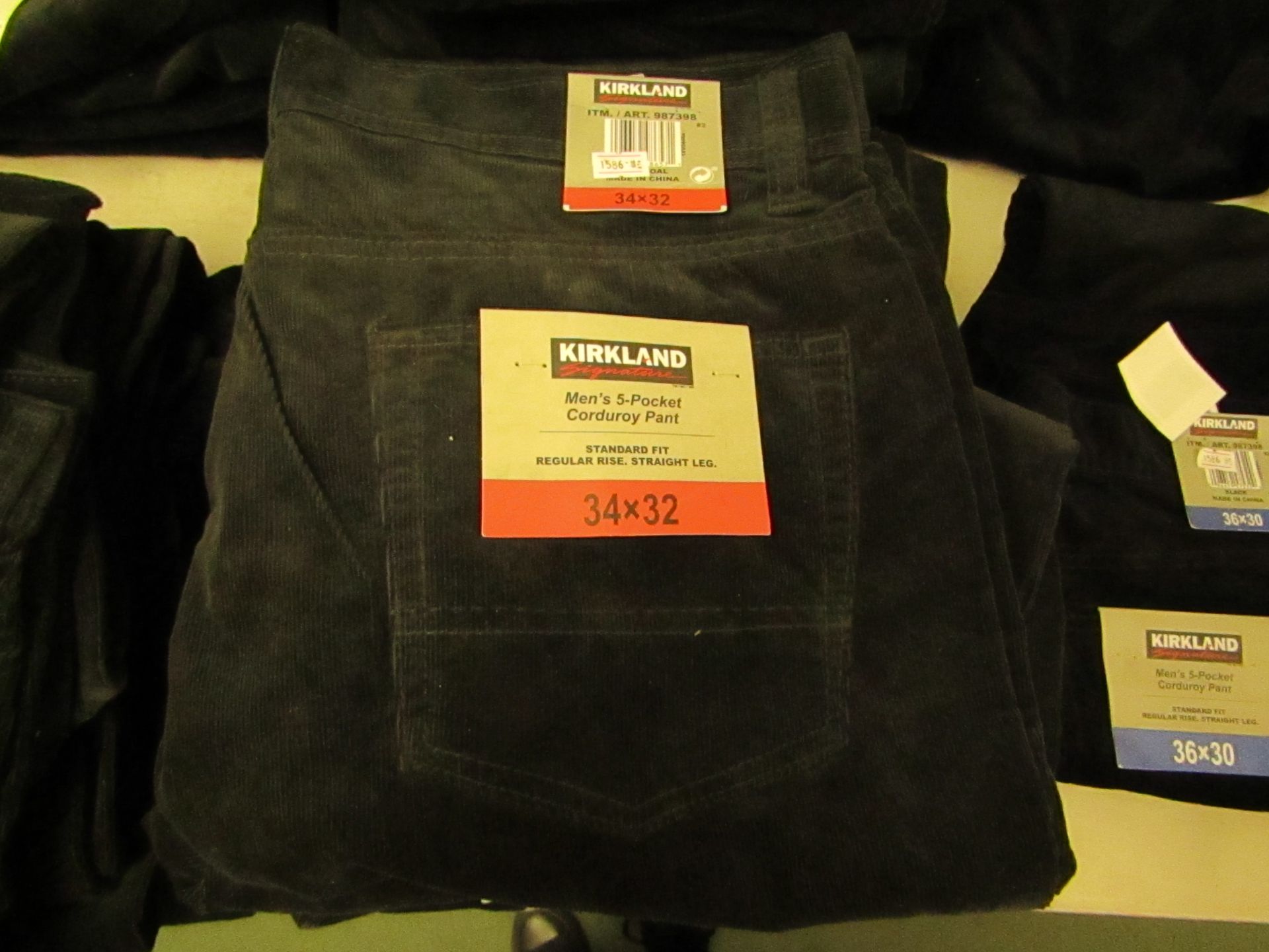 1 x Kirkland Signature Men's  Charcoal 5-pocket Corduroy Pant size 34x32 new with tag
