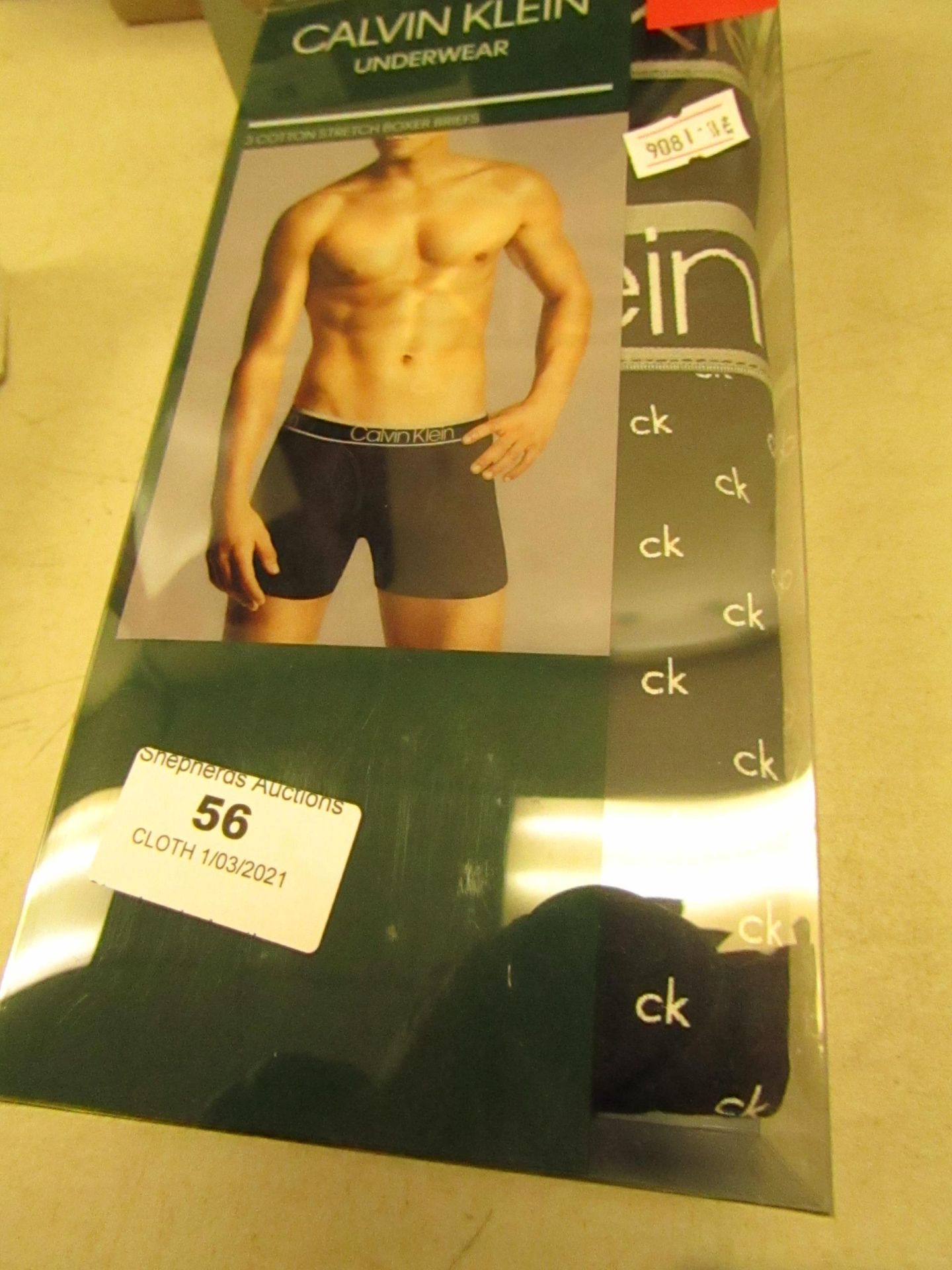 2 x pairs Calvin Klein Boxers size M new & packaged