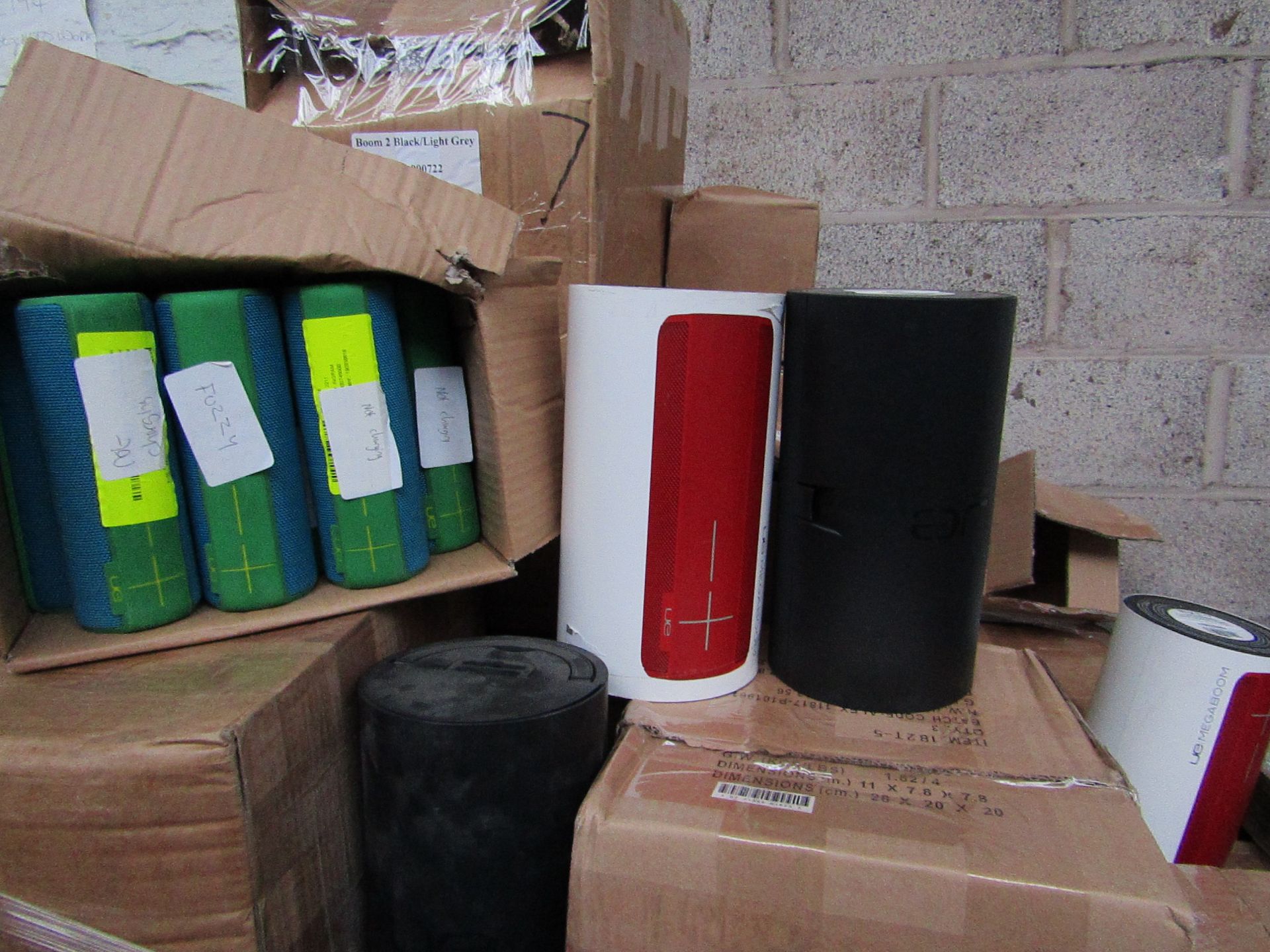 6X UE Megaboom speaker, unchecked. PLEASE NOTE, this lot is picked at random and you may receive a