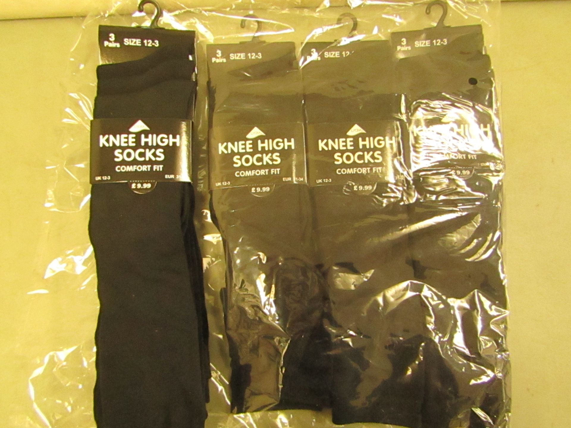 12 X Pairs of Girls Knee High Socks Black Size 12 to 3 New & Packaged