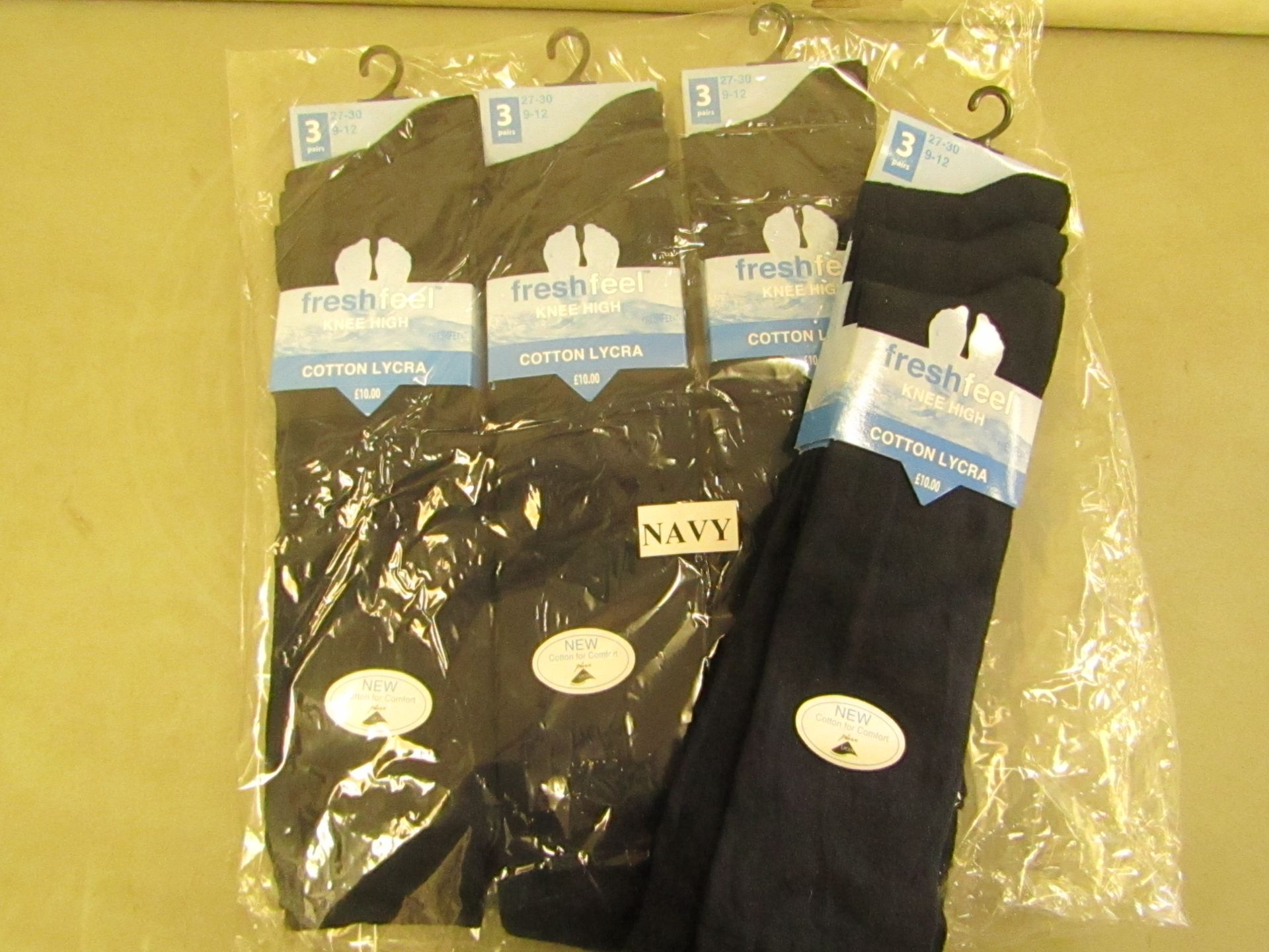 12 X Pairs of Girls Knee High Socks Navy Size 9 to 12 New & Packaged