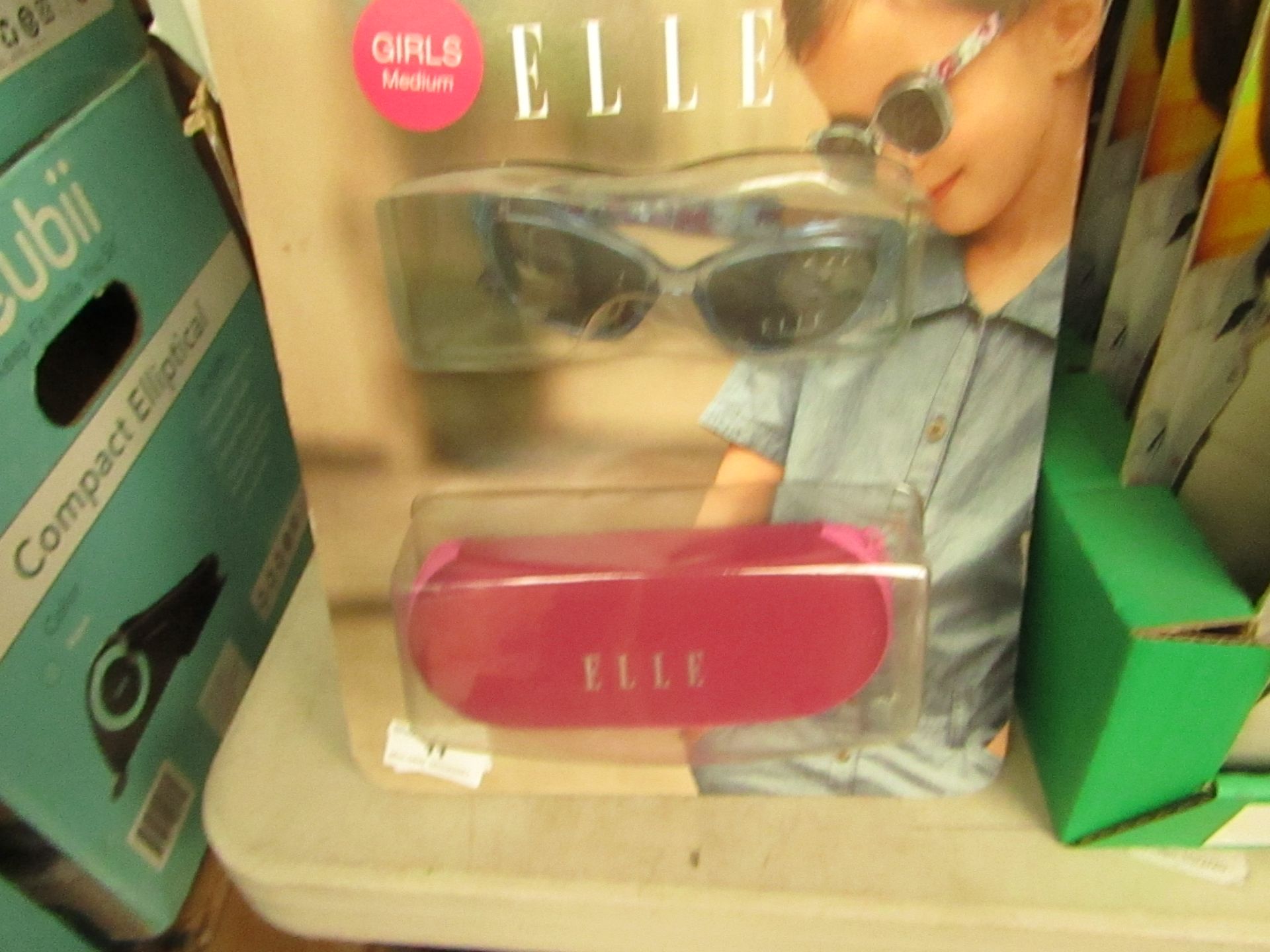 Elle - Sunglasses (Girls) Pink - Size Medium - Unused & Packaged.