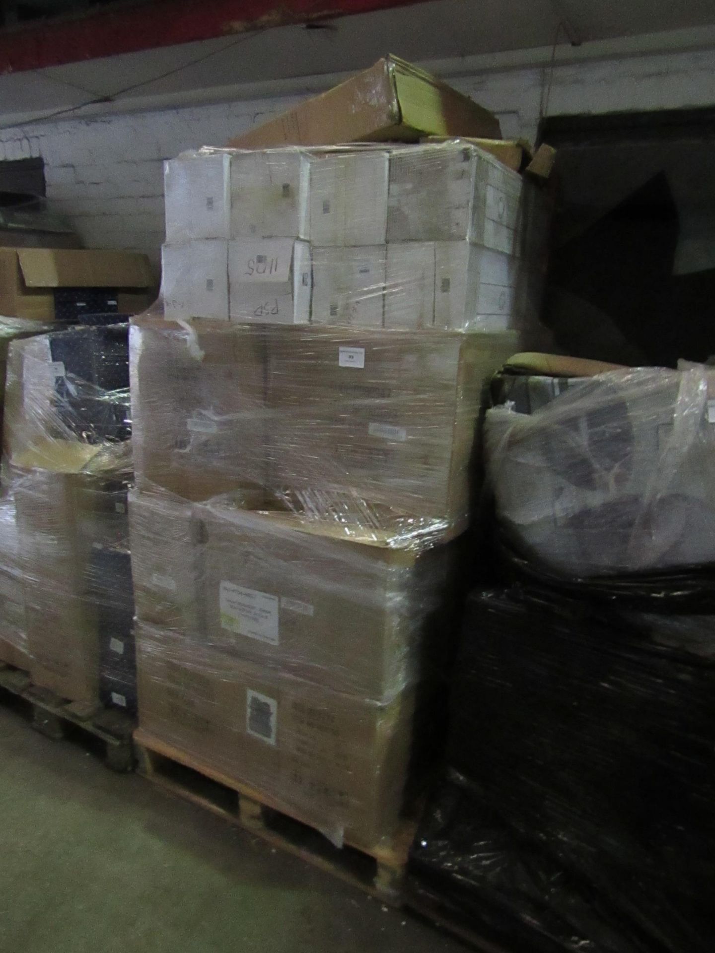 A Pallet of approx 12x boxes of 24 themed water features, look unused