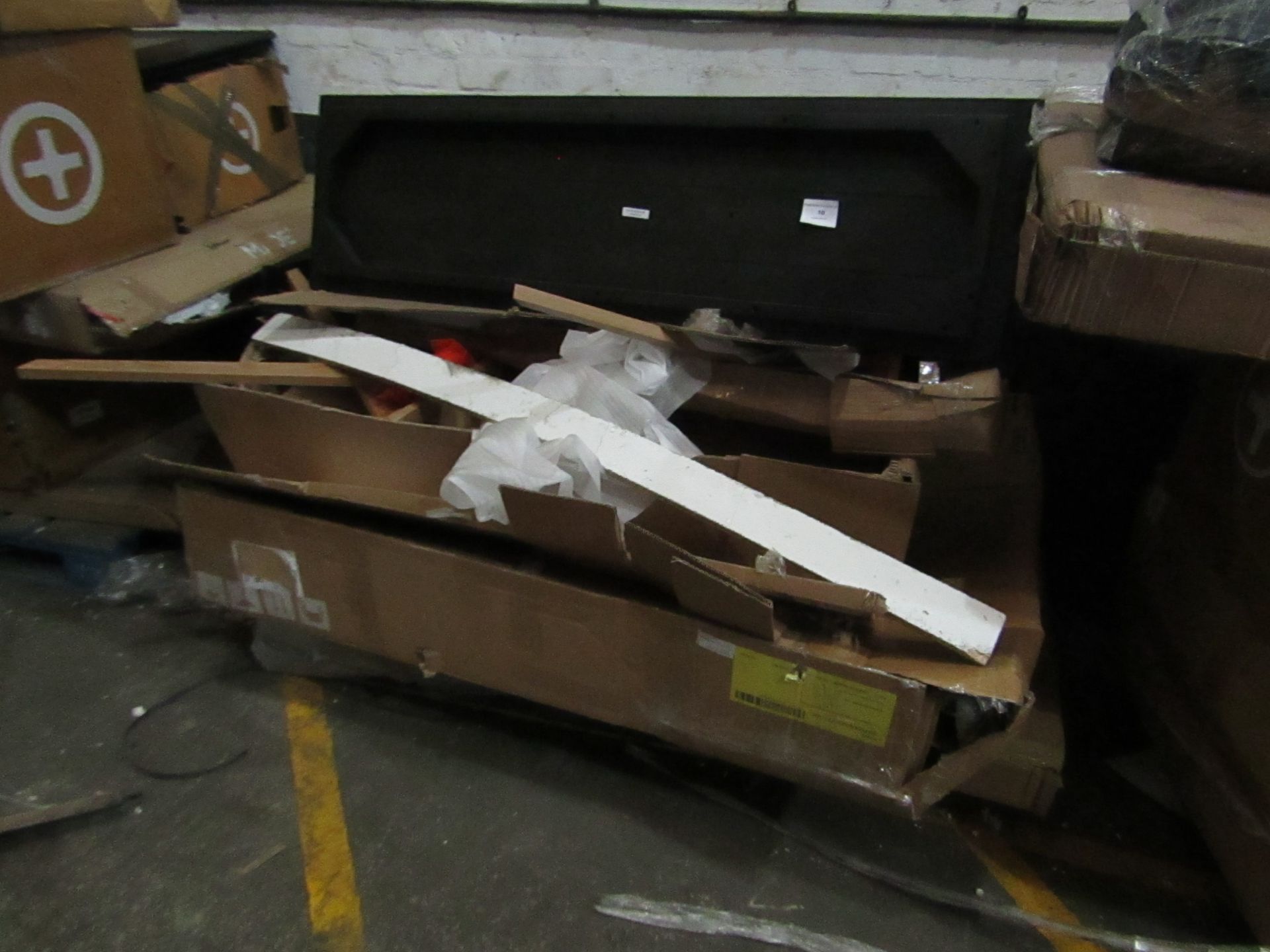 | 1X | PALLET OF FAULTY / MISSING PARTS / DAMAGED MADE.COM STOCK | ALL NEED REPAIR | please note all