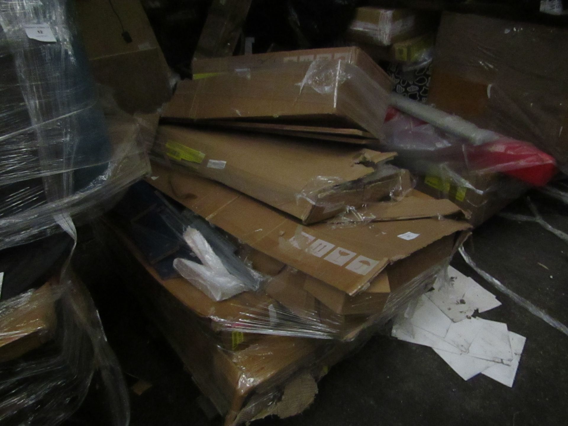 | 1X | PALLET OF FAULTY / MISSING PARTS / DAMAGED CUSTOMER RETURNS MADE.COM STOCK UNMANIFESTED |