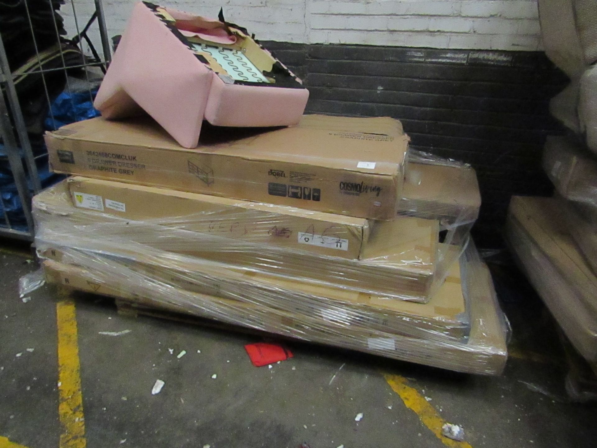 | 1X | PALLET OF RAW CUSTOMER FLAT PACK FURNITURE, STOCK UNMANIFESTED, WE HAVE NO IDEA WHAT IS ON