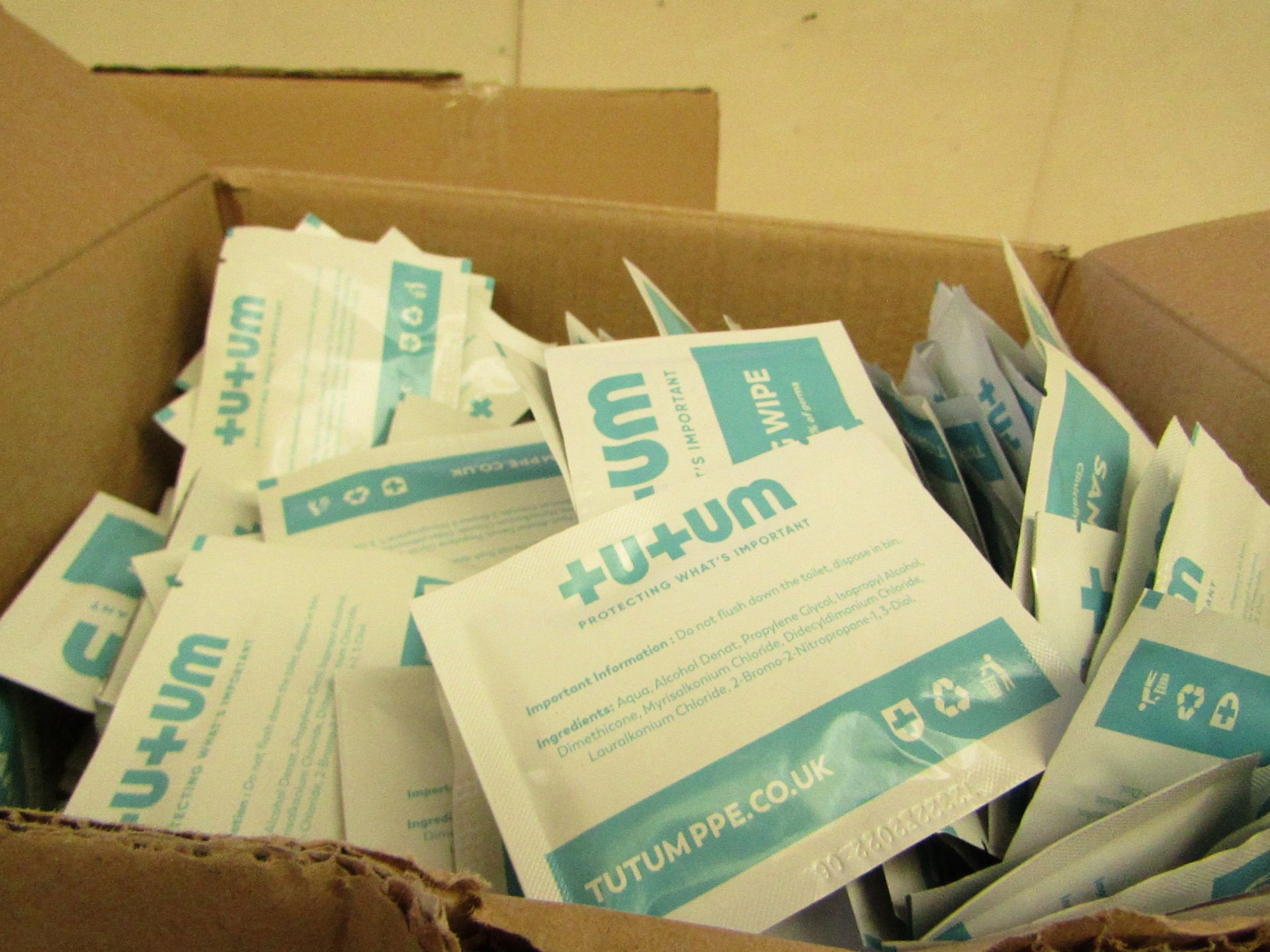 500 x Sachets Tutumpee +U+UM Single Use - Sanitising Wipes - New & Boxed.