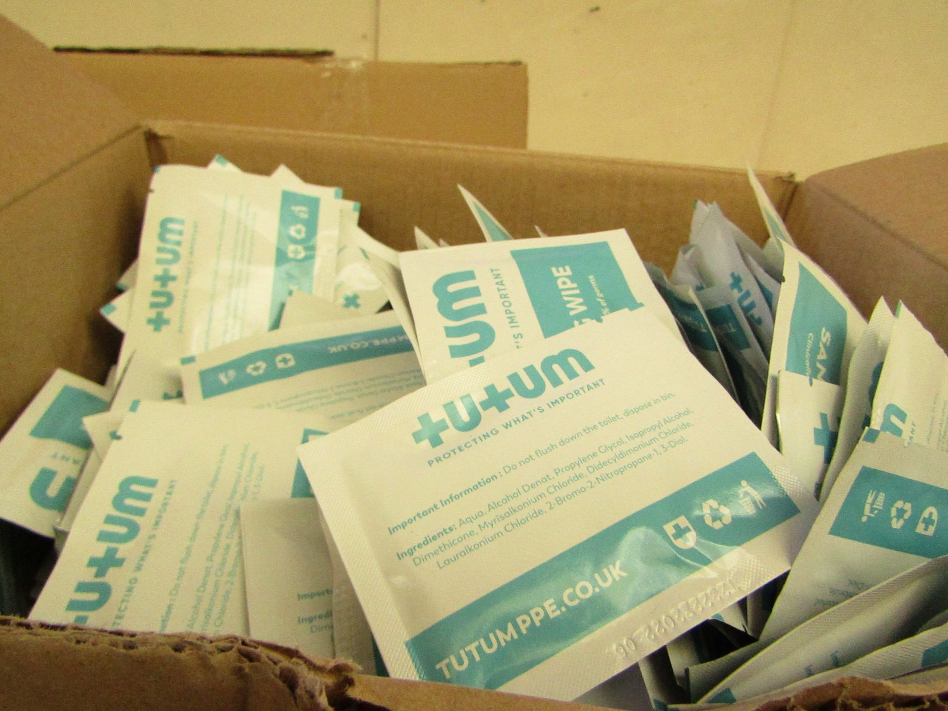 500 x Sachets Tutumpee +U+UM Single Use - Sanitising Wipes - New & Boxed.