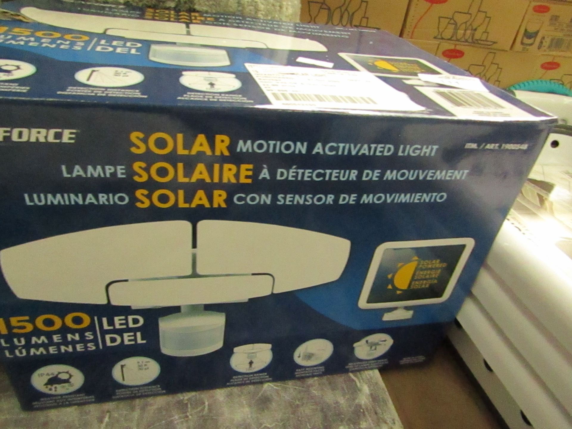 Sunforce - Solar Motion Activated Outdoor Light / 1500 Lumens - Untested & Boxed.