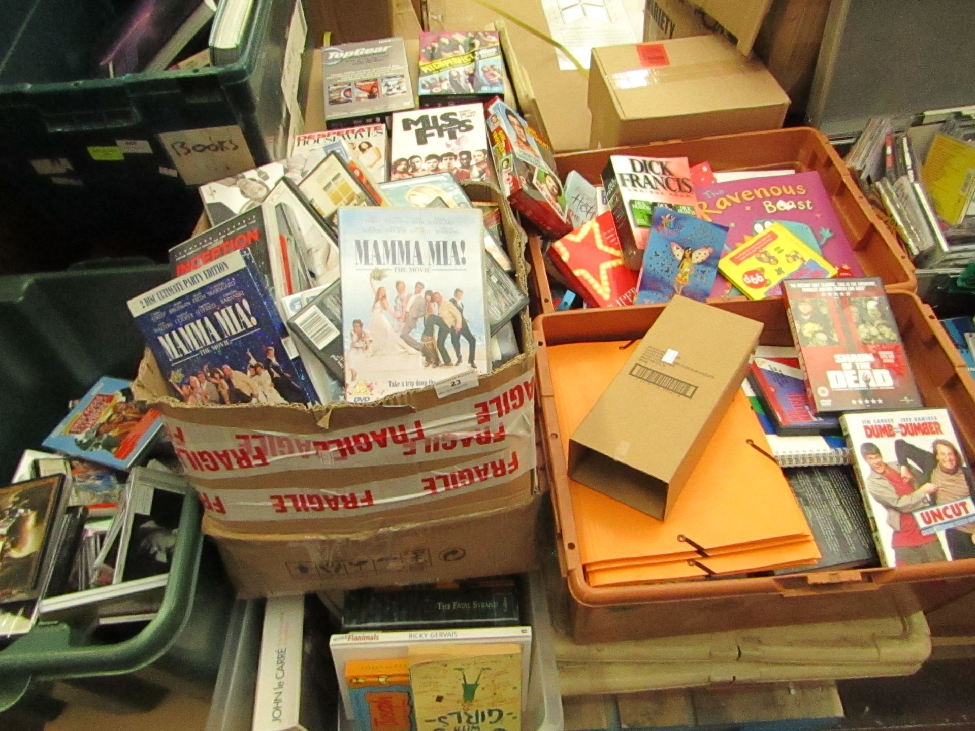 Pallet Containing Approx 100+ Books & Approx 50+ CD/DVD'S - Great Value - Used Condition.