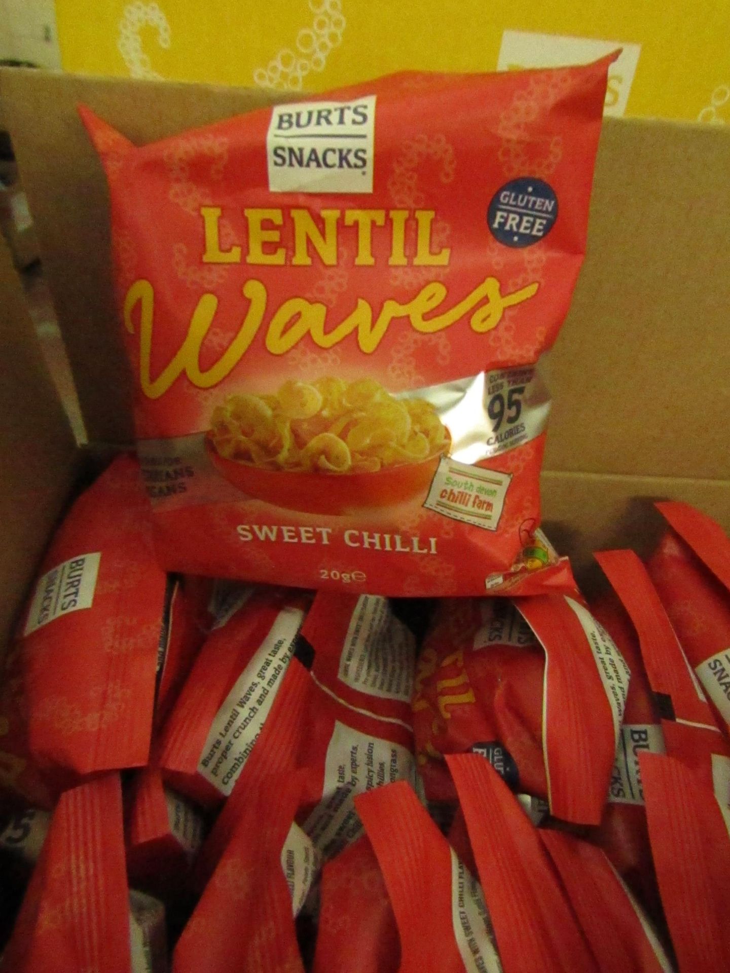 2x Boxes of 16x 20g Burts Snacks - Sweet Chilli Lentil Waves - Best before 10/02/2021 - New &