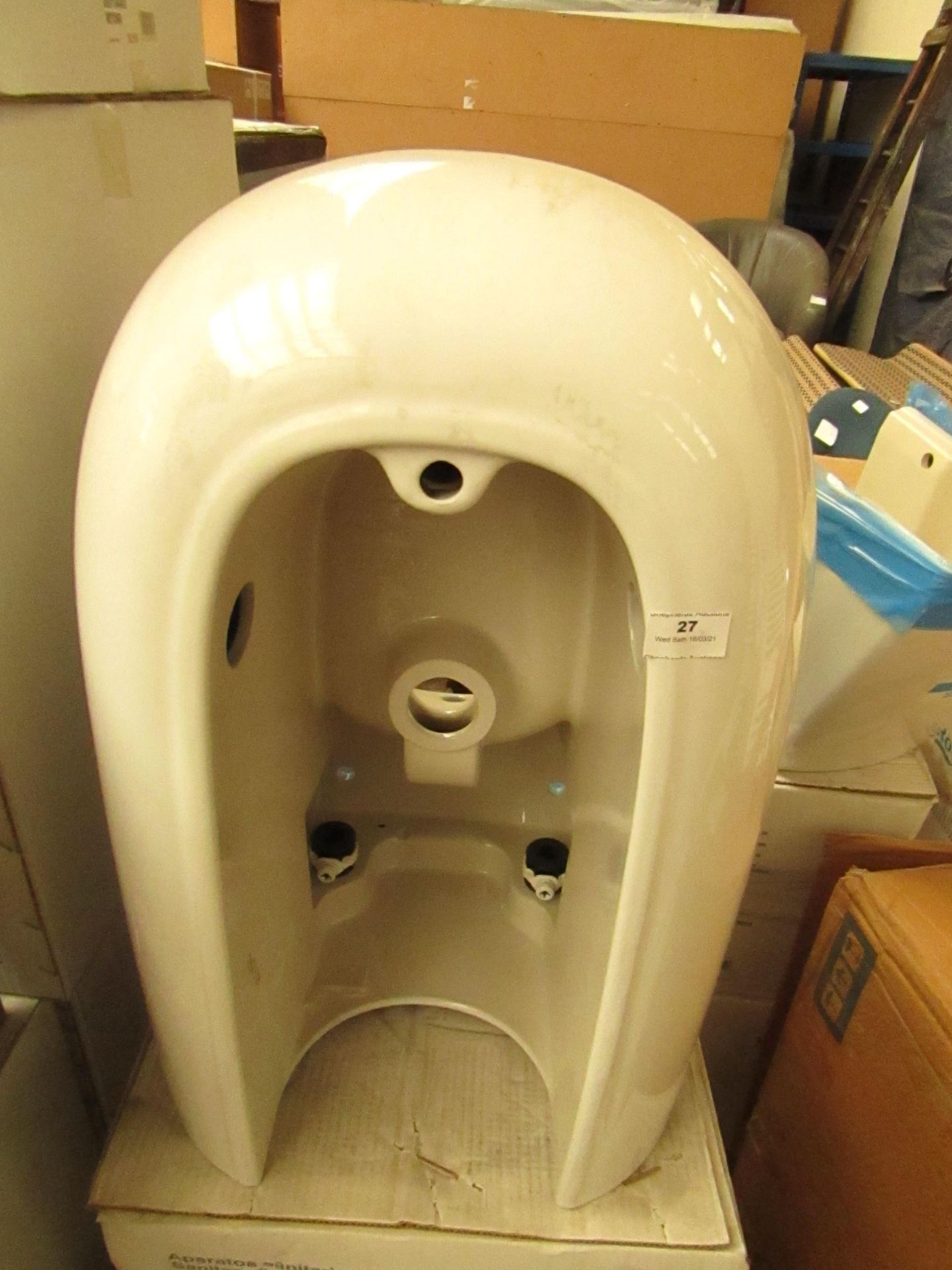 Roca Beyond bidet, new and boxed. RRP £462.00 | Picture is for display purposes only and does not