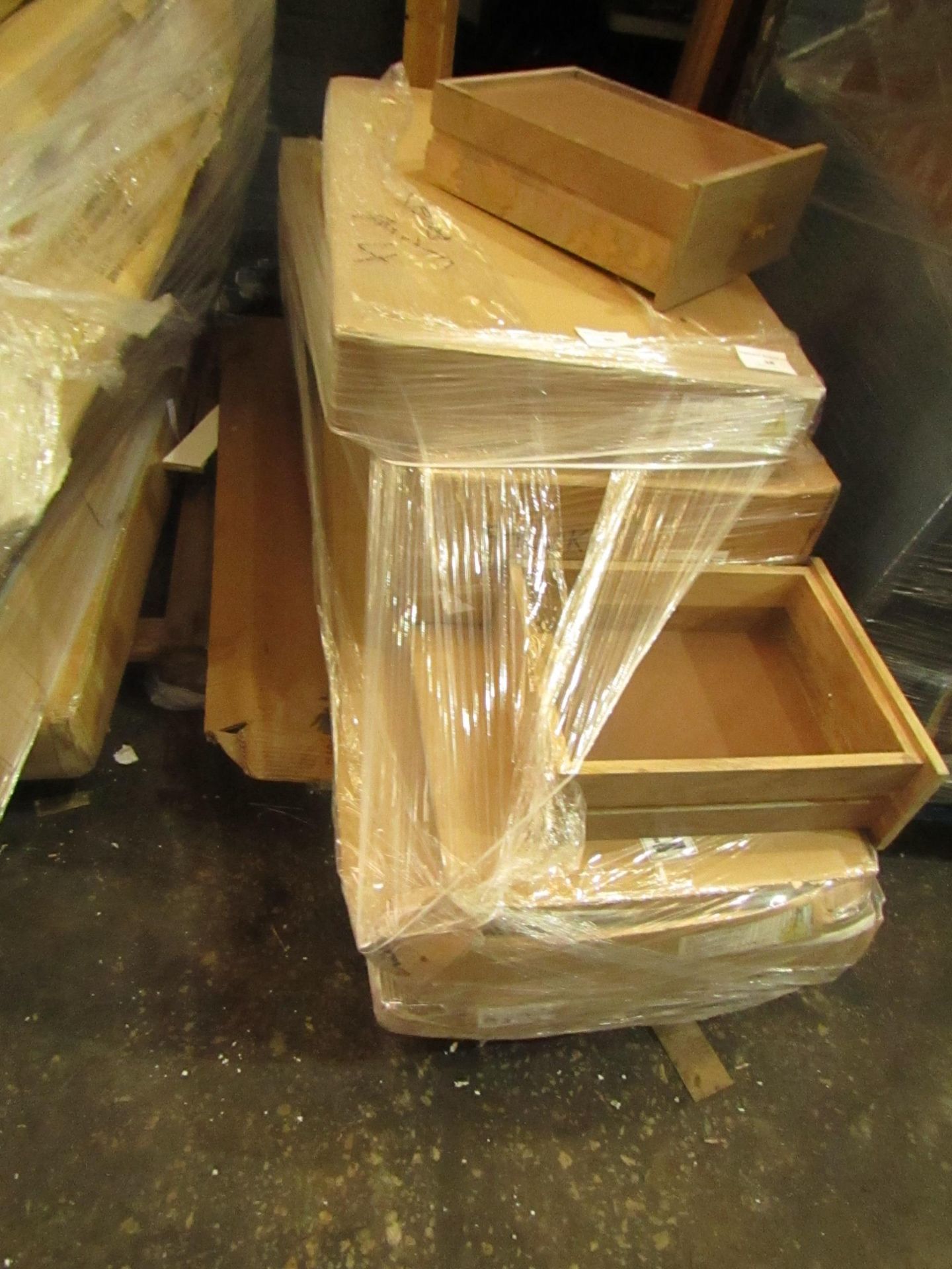 | 1X | PALLET OF RAW VERY.COM CUSTOMER FLAT PACK FURNITURE, STOCK UNMANIFESTED, WE HAVE NO IDEA WHAT