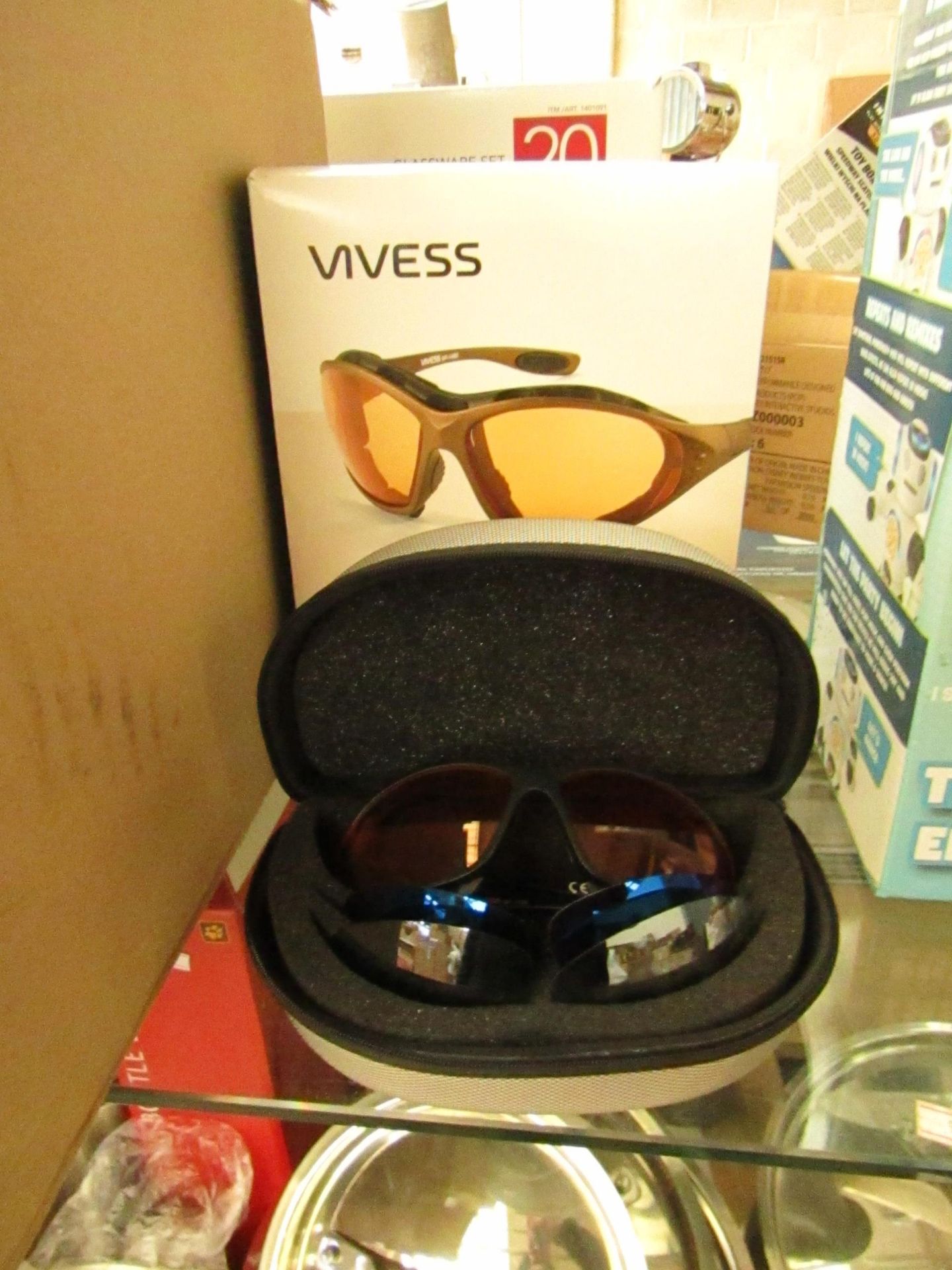 2 x Vivess - Sportbrille Sport Glasses with 2 pairs of Spare Coloured Lens in Carry Case - RRP £14.