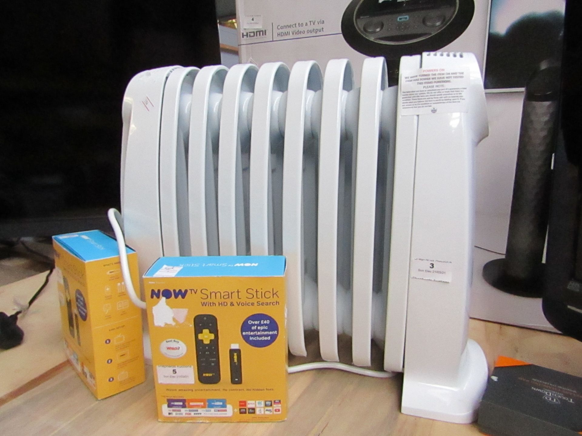 Delonghi Small electric oil filled radiator, tested working