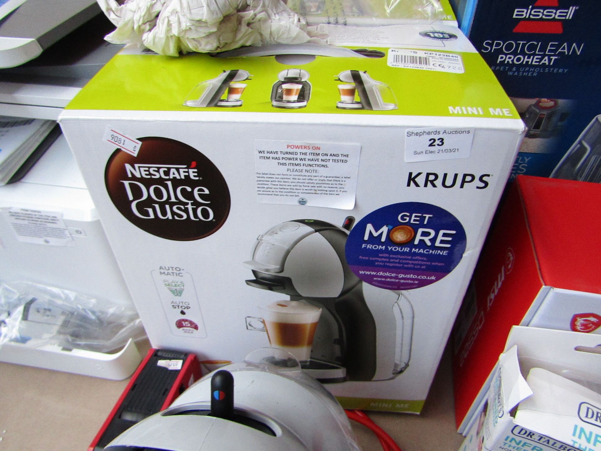 Krups Mini Me Dolce Gusto Coffe capsule machine, Powers on not put any water in it to check any