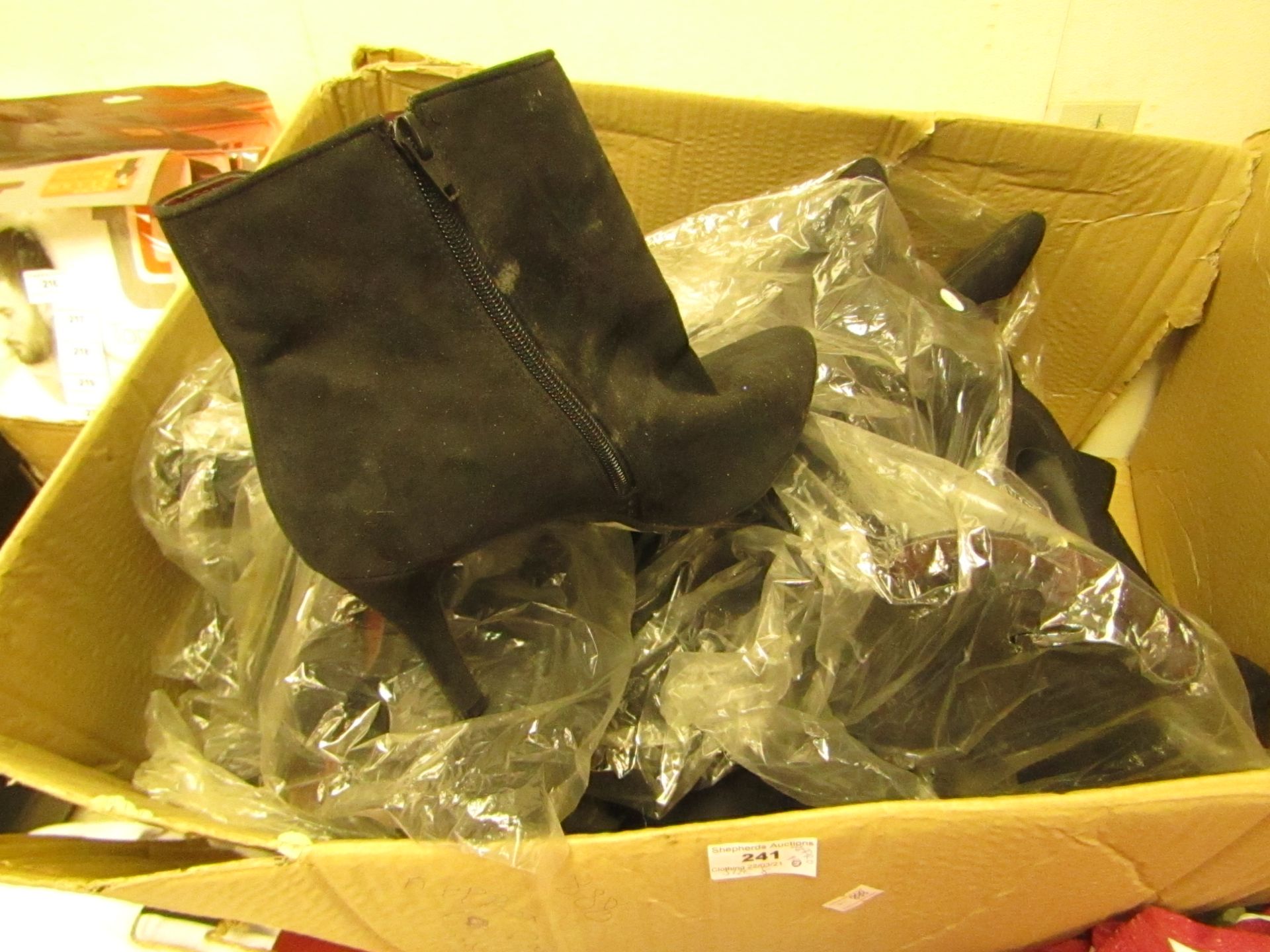 Approx 10 size 8 Ladies Black heel boots look new some damaged & packaged