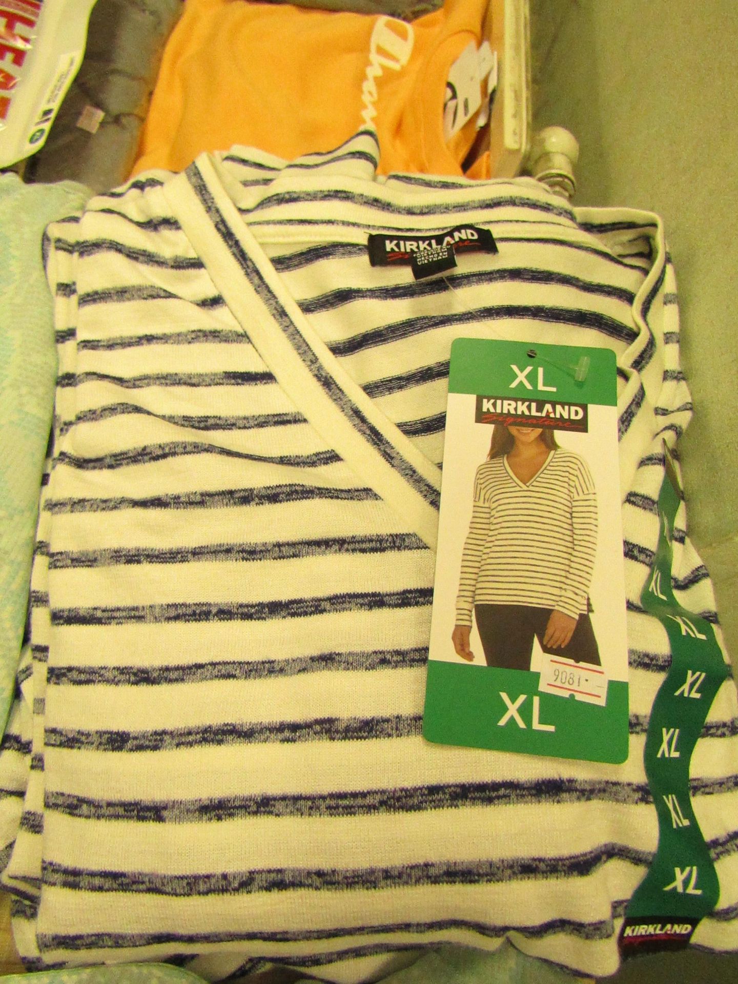 Kirkland Xl Ladies Long Sleeve shirt white with navy lines new with tags & unpackaged