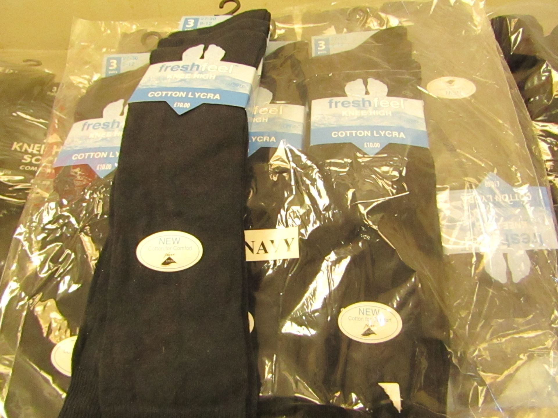 12 X Pairs of Girls Knee High Socks Navy Size 9 to 12 New & Packaged