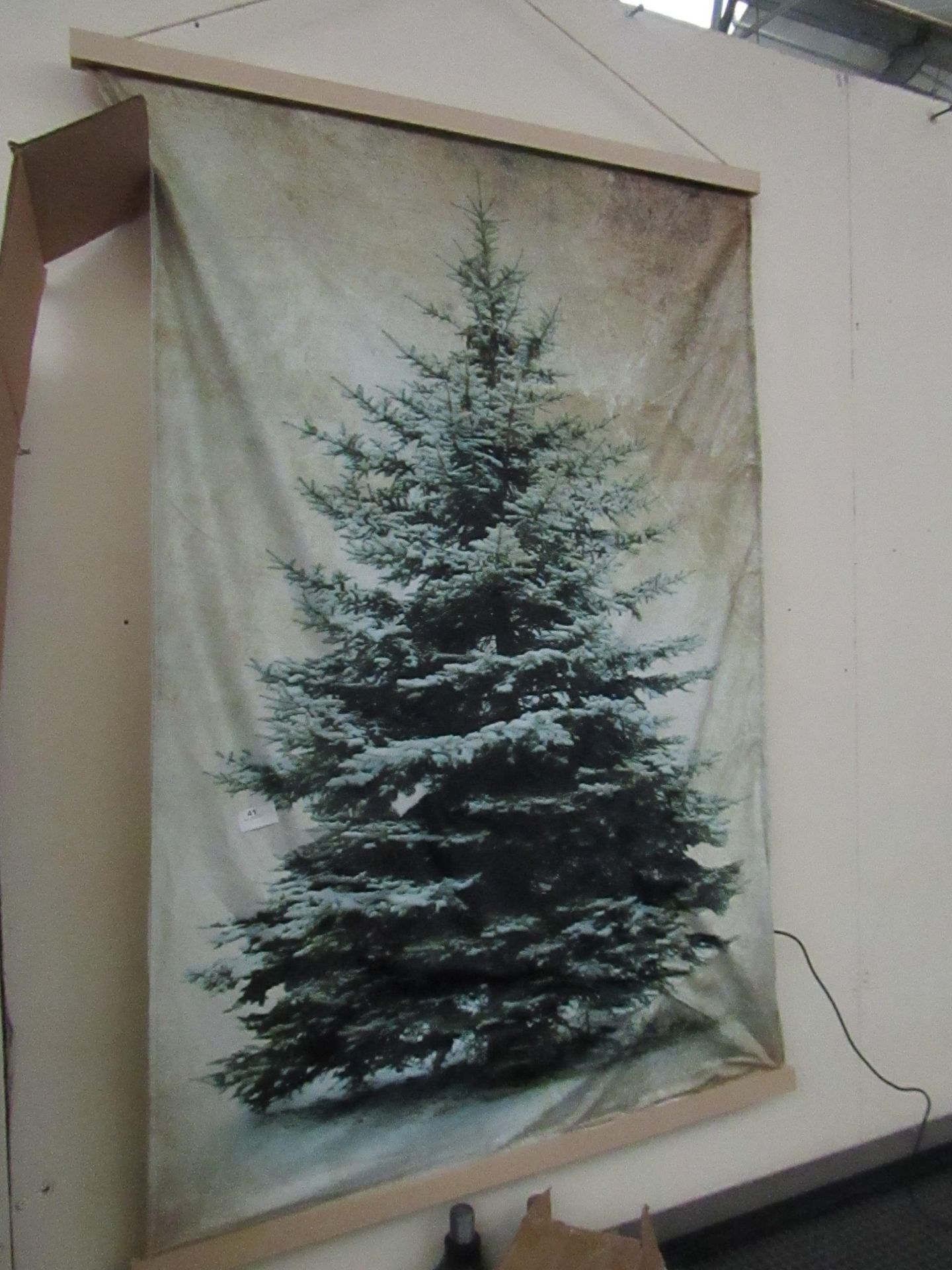 | 1x | COX & COX LIT TREE WALL HANGING SMALL | LOOKS IN GOOD CONDITION TESTED WORKING HOWEVER THIS