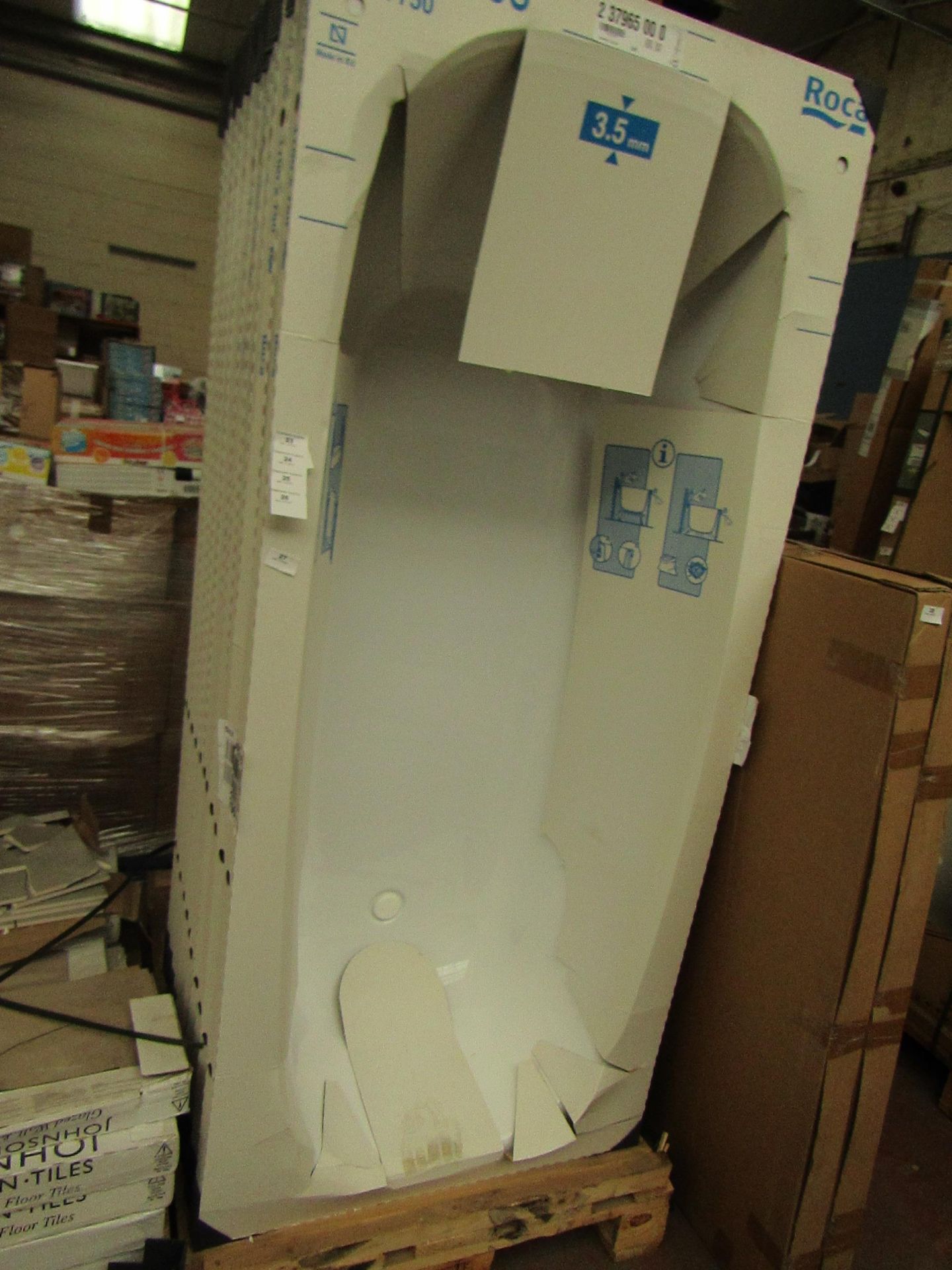 Roca Body Plus 1700 x 750 bath, new and packaged. Includes feet if necessary