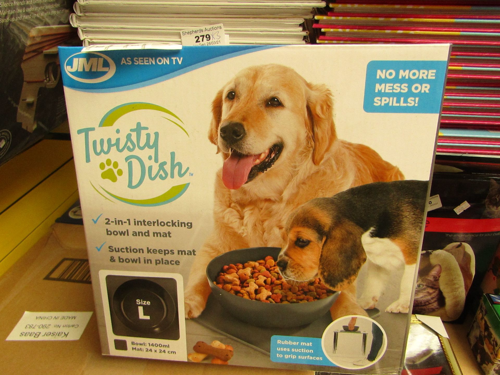 Twisty Dish, Non-Slip No Mess Pet Bowl - Unchecked & Boxed