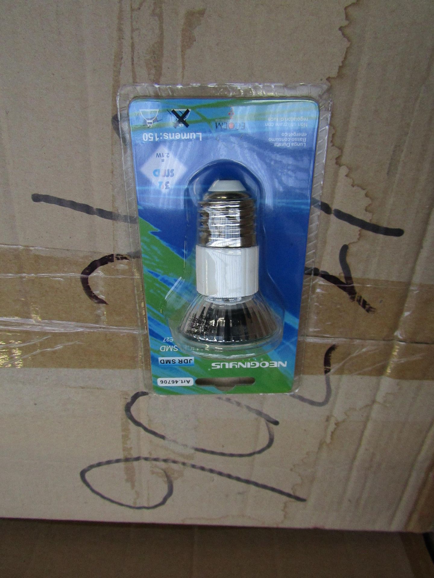 Box of 100 Neoginyus Style Light Bulb E27 220V new & boxed
