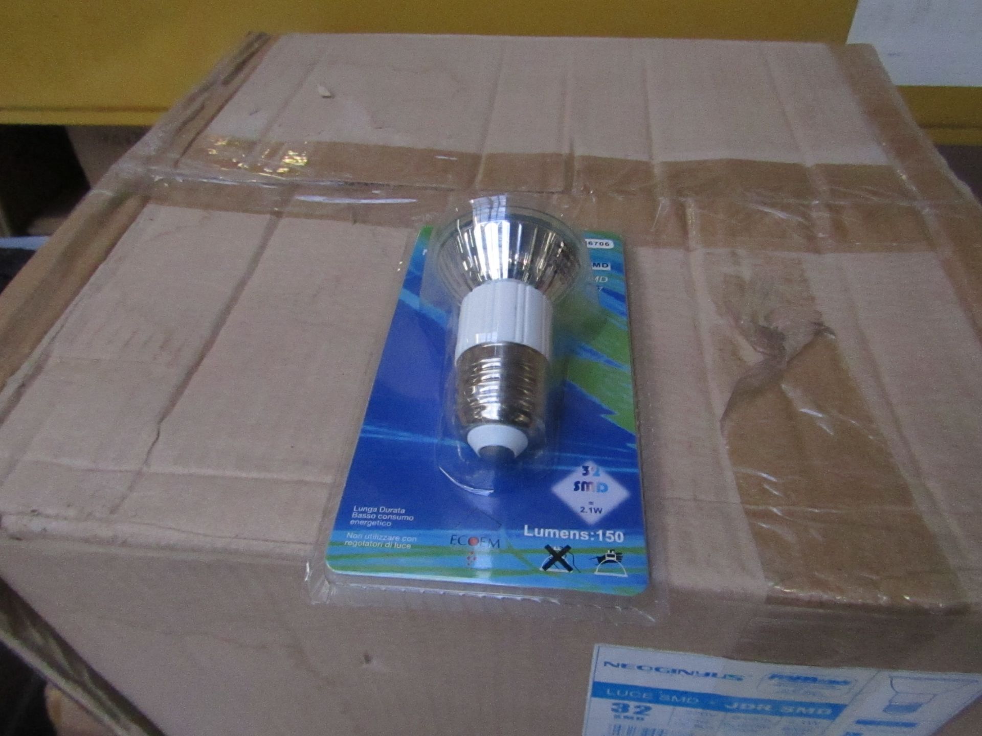 12X Neoginyus Style Light Bulb E27 220V new & boxed