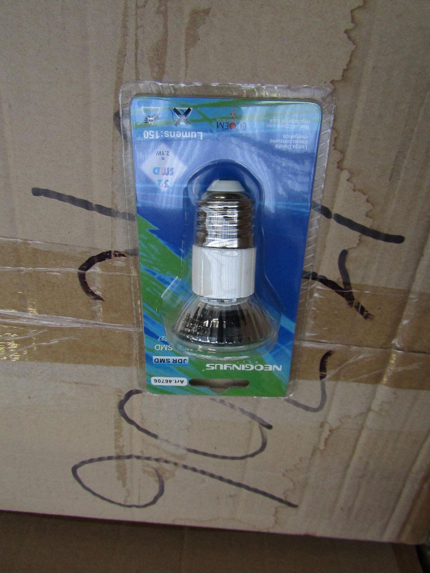 Box of 100 Neoginyus Style Light Bulb E27 220V new & boxed