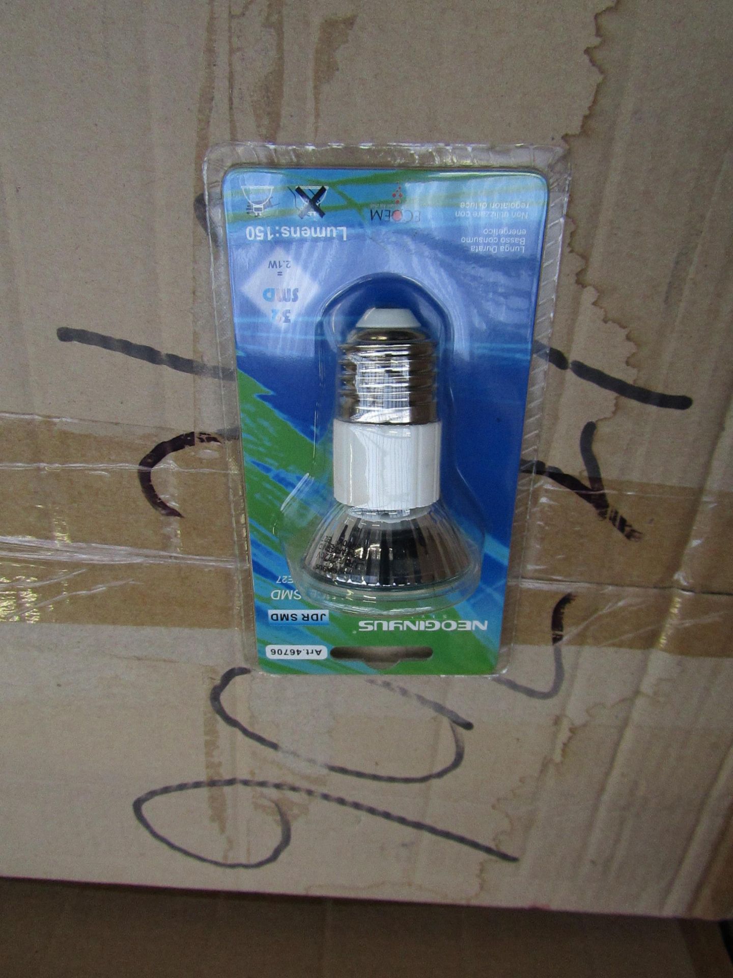 Box of 100 Neoginyus Style Light Bulb E27 220V new & boxed