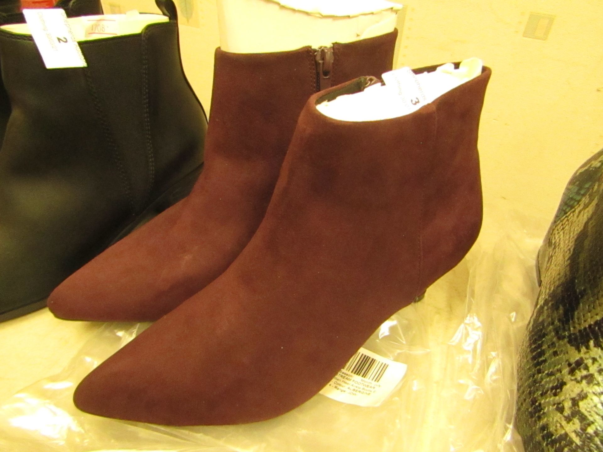 1 x JD Williams Ankle Aubergine Boots size 4 new see image for style