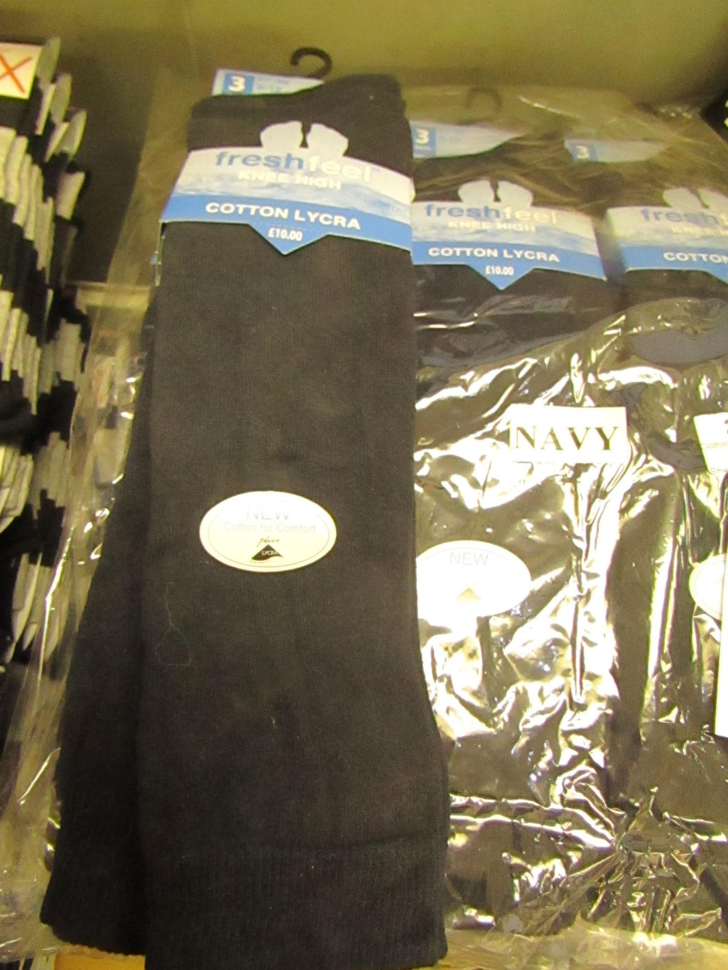 12 X Pairs of Girls Knee High Socks Navy Size 9 to 12 New & Packaged