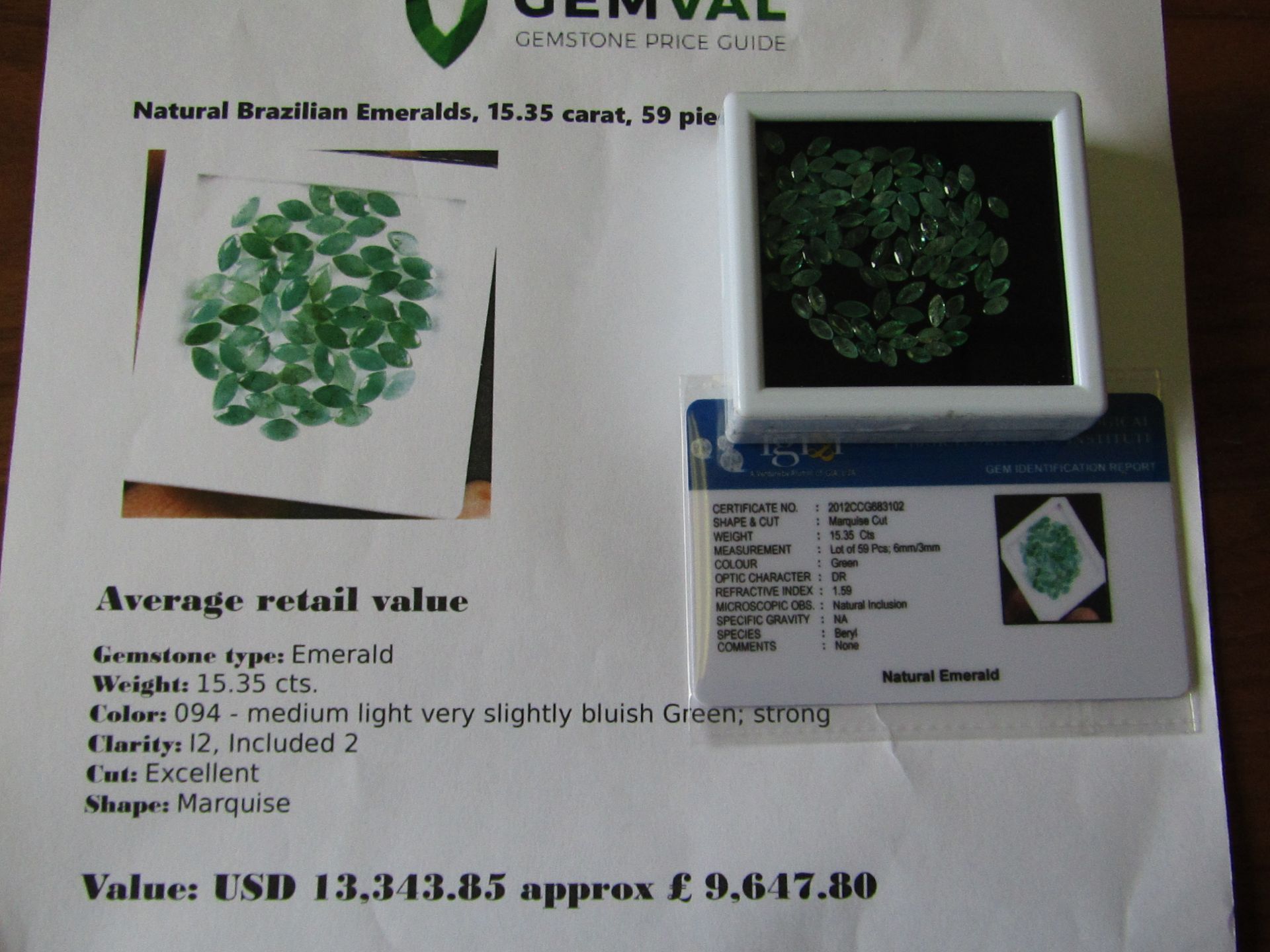 IGL&I certified - Natural Brazilian Emeralds- 15.35 carats - 59 pieces - Average retail value £9,