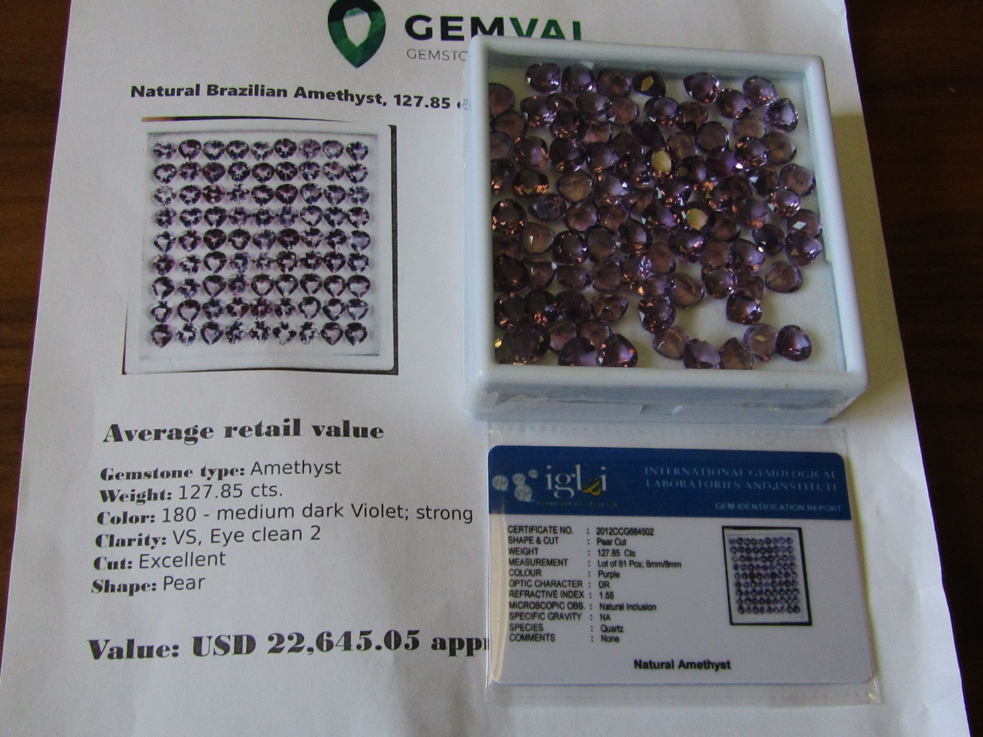 IGL&I certified - Natural Brazilian Amethyst - *Huge* 127.85 carats - 81 pieces - average retail