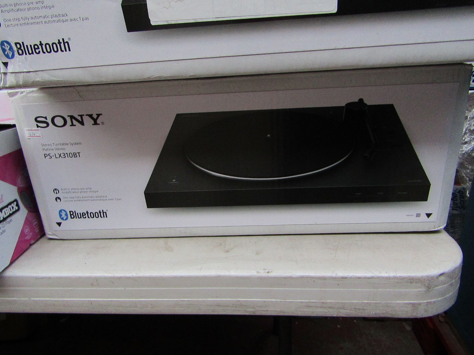 Sony Turntable System Ps-LX310BT Bluetooth has no power & boxed