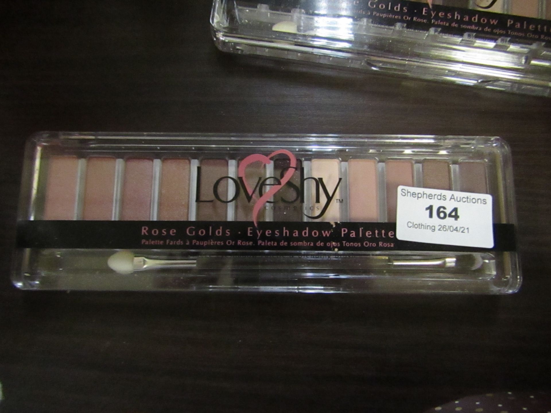 1 x Love Shy Rose Golds Eyeshadow Palette new see image